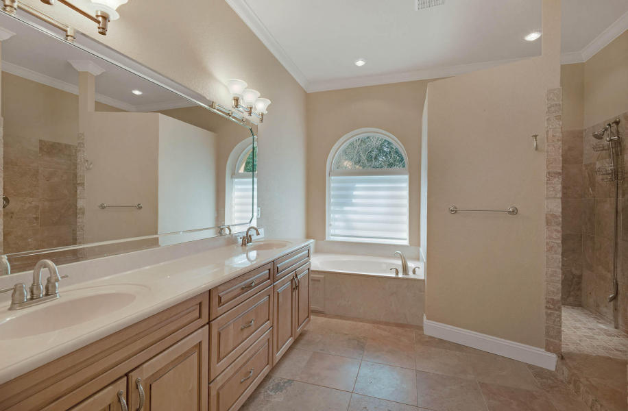 EDGEWATER VILLAGE - Residential Lease