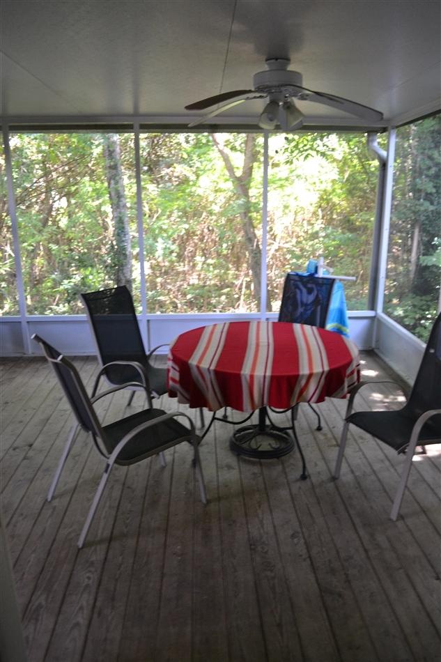 ISLANDVIEW BEACH - Residential