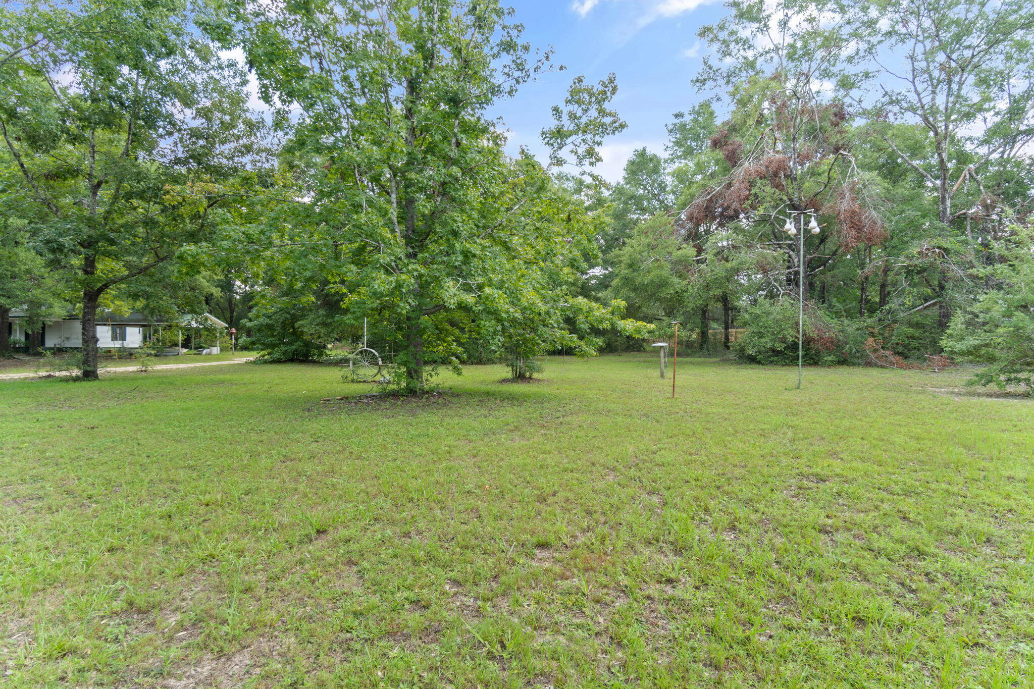 FOXES RUN 1ST ADDN - Residential