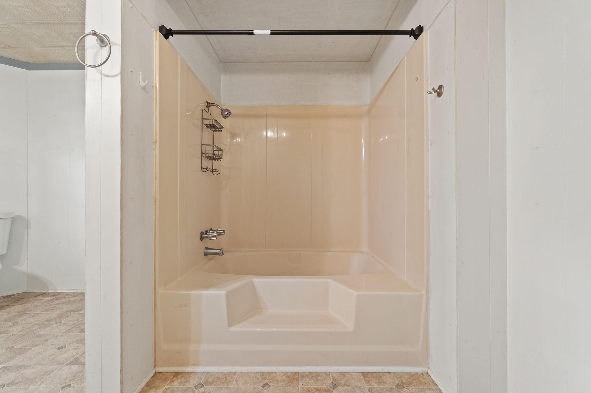 FOXES RUN 1ST ADDN - Residential