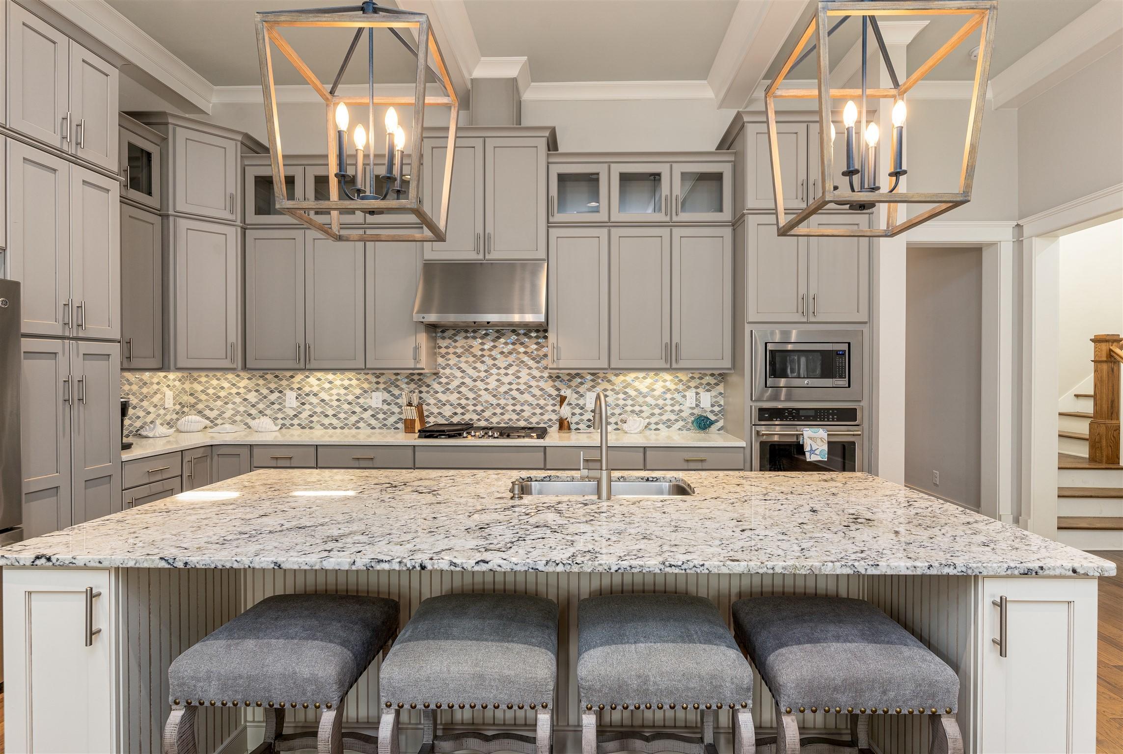 HIGHLAND PARKS - Residential