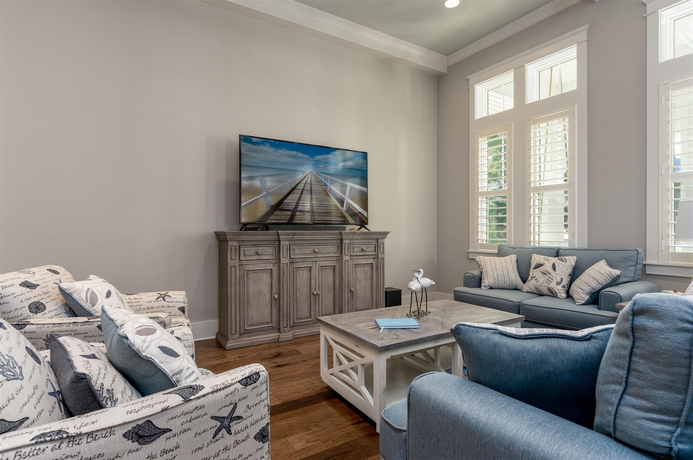 HIGHLAND PARKS - Residential