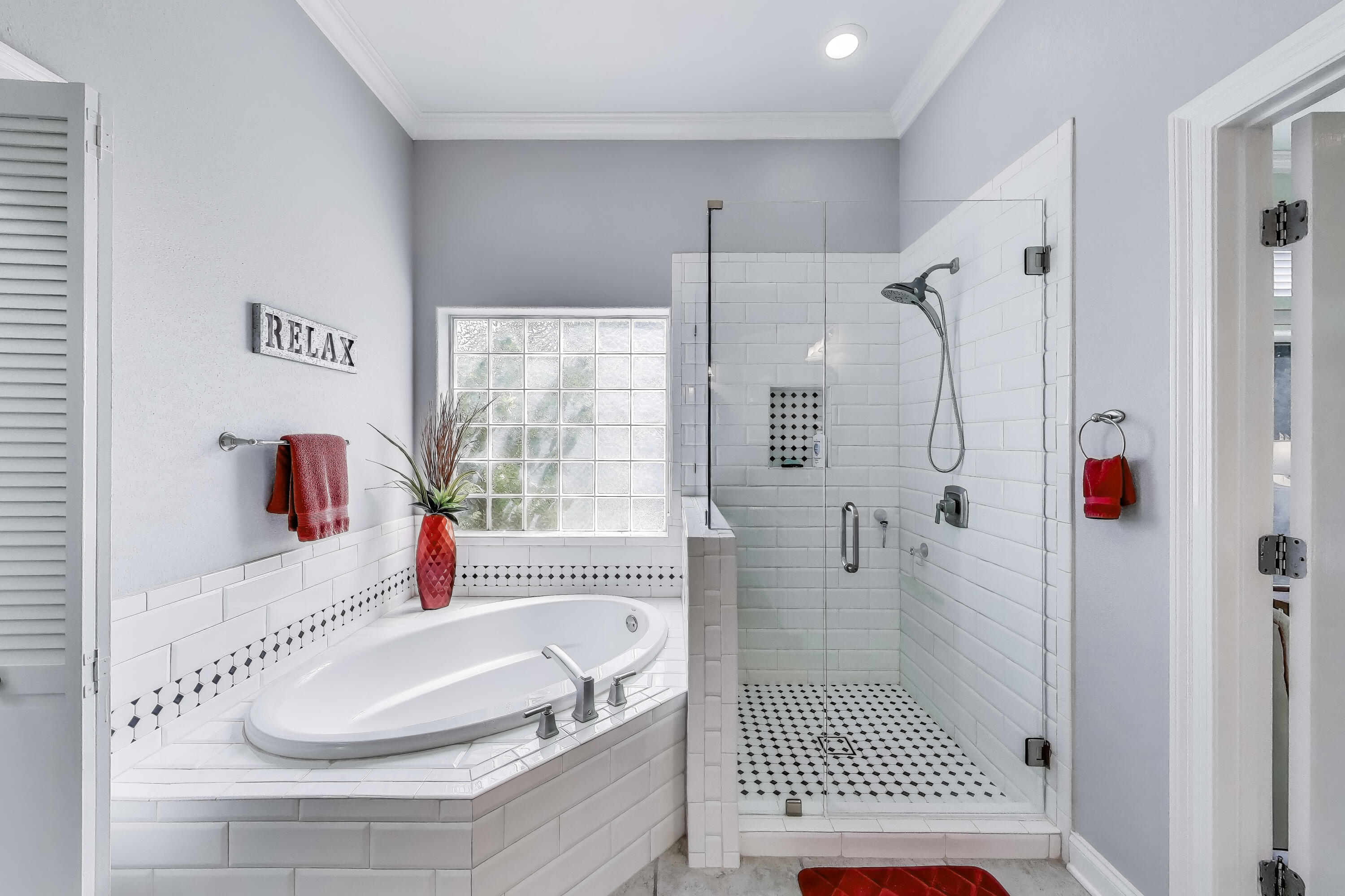 EMERALD LAKES PH 1 - Residential