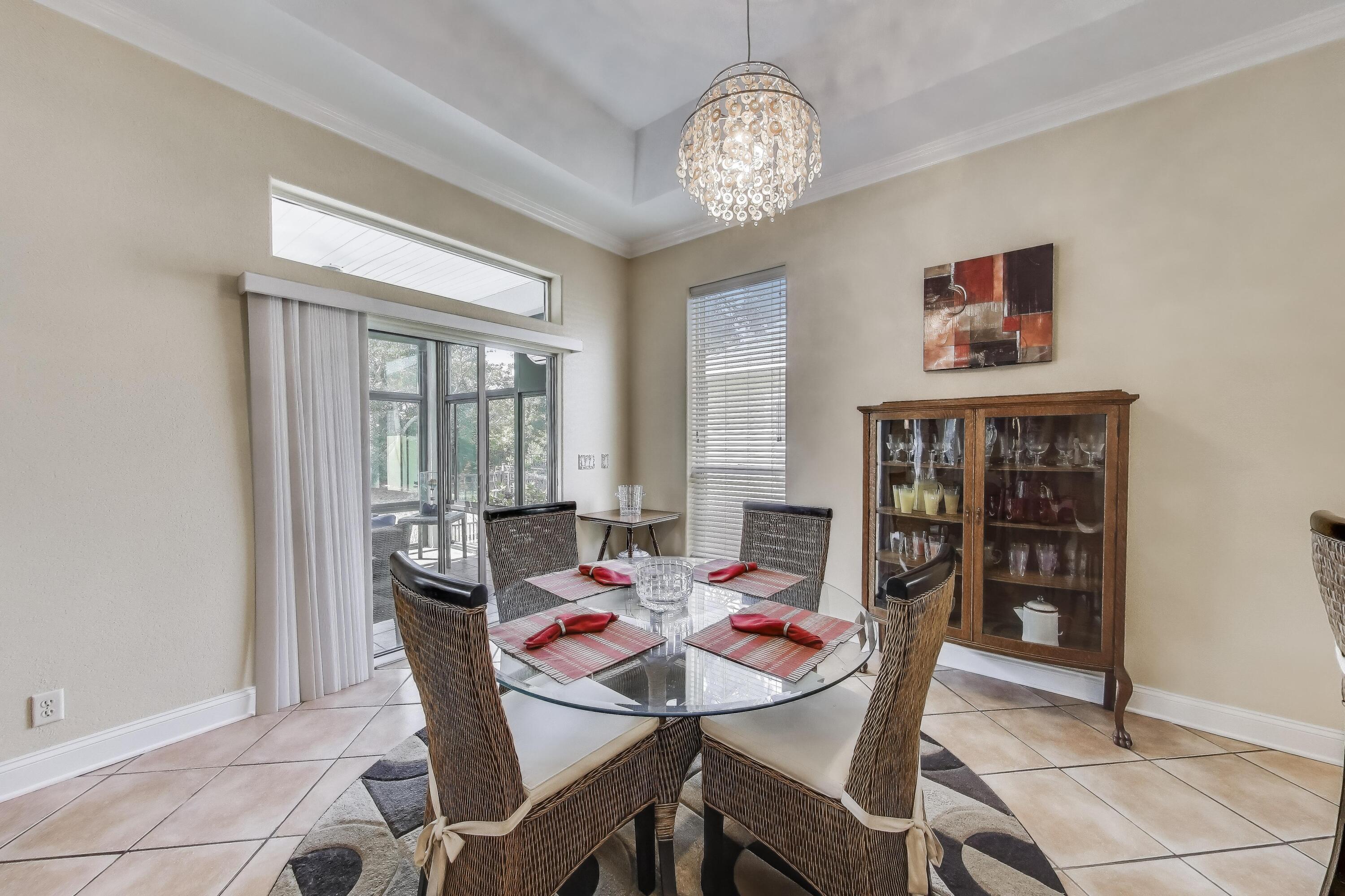 EMERALD LAKES PH 1 - Residential