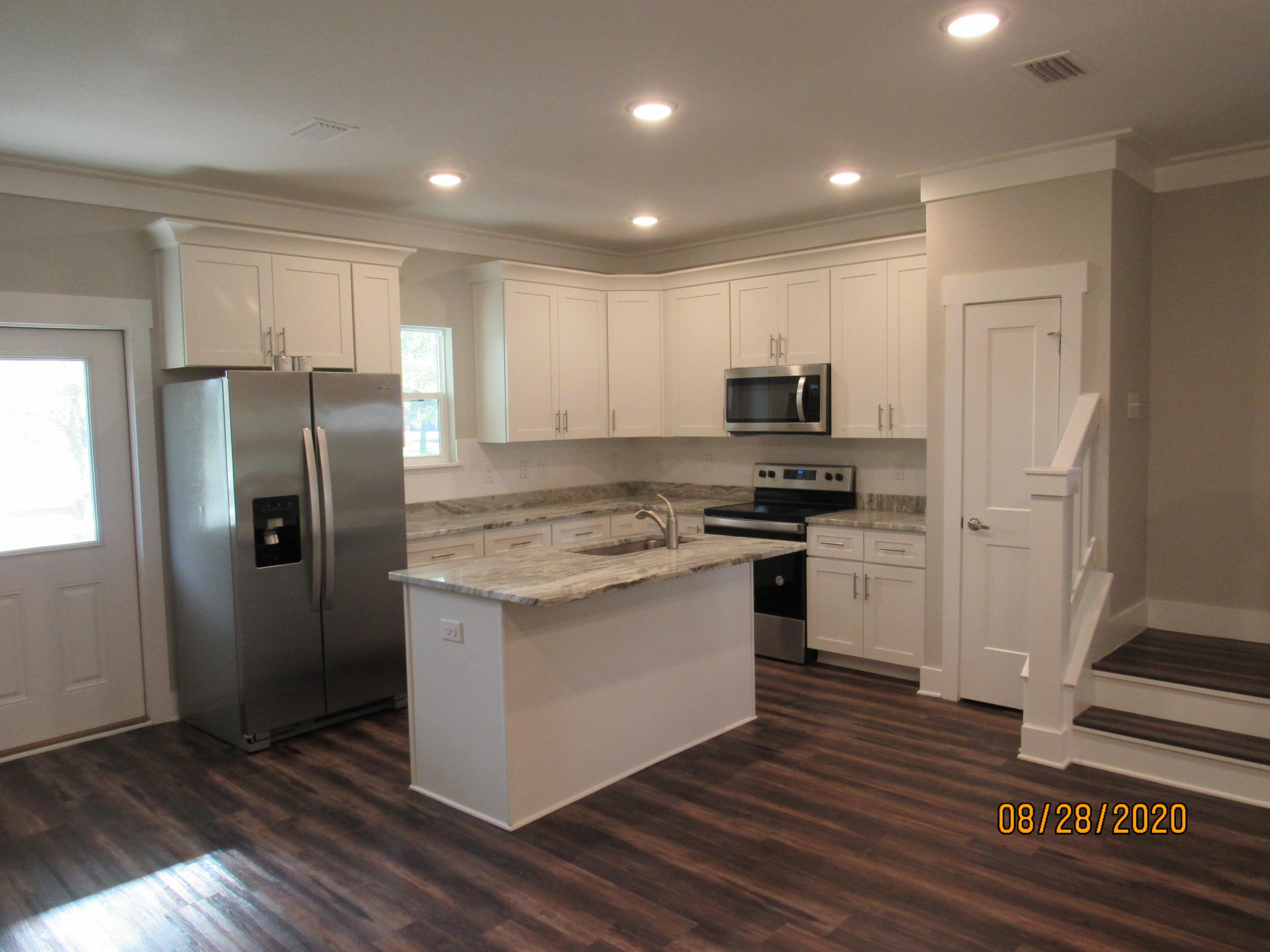 VERANDAS AT FREEPORT - Residential Lease