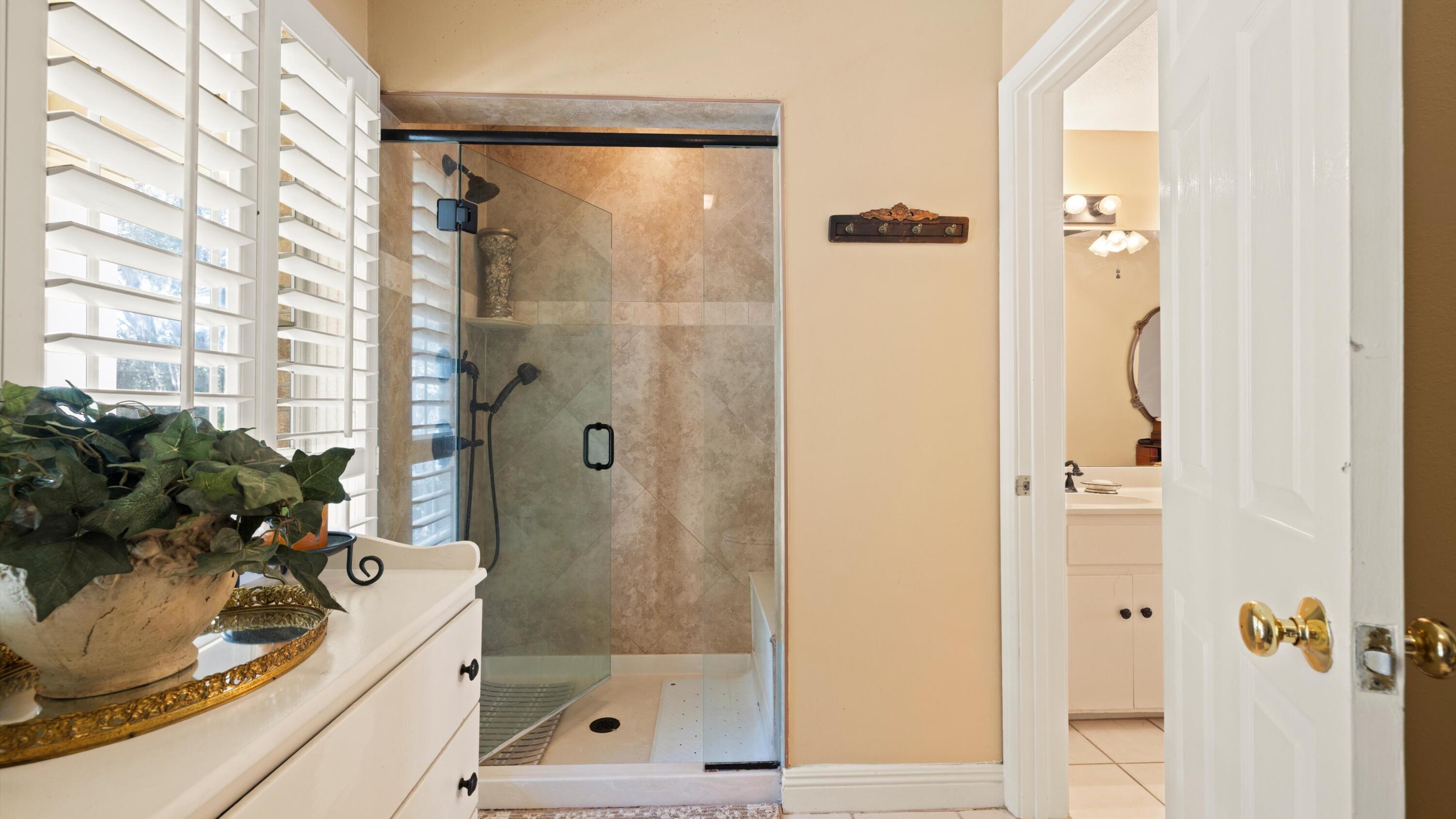 HUGHES ESTATES 1ST ADDN - Residential