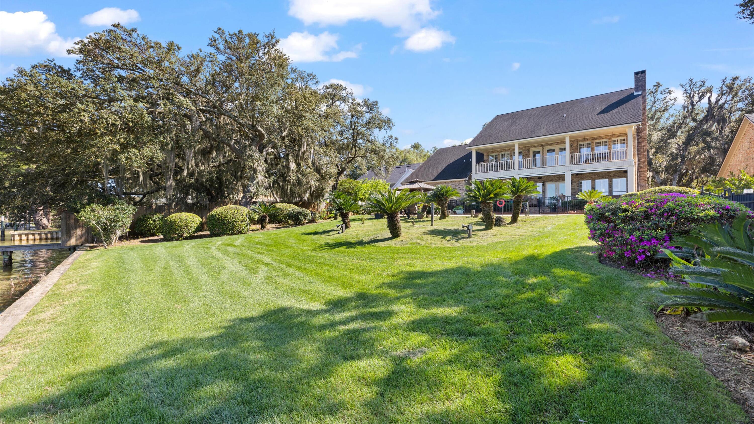 HUGHES ESTATES 1ST ADDN - Residential