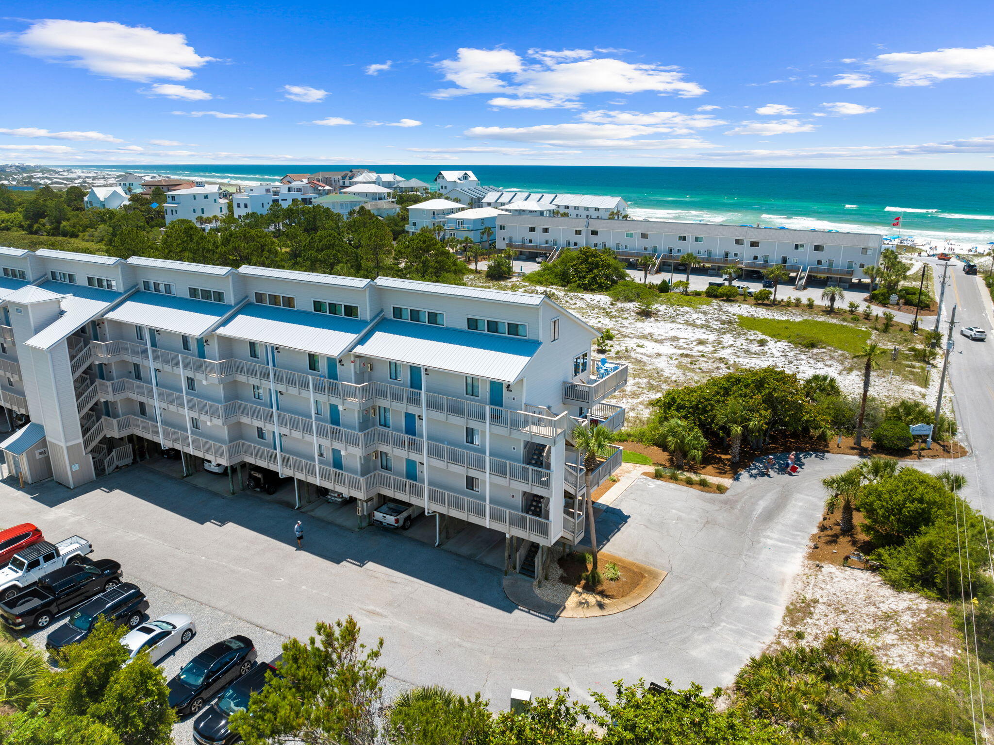 BEACHFRONT 2 PH 1 - Residential