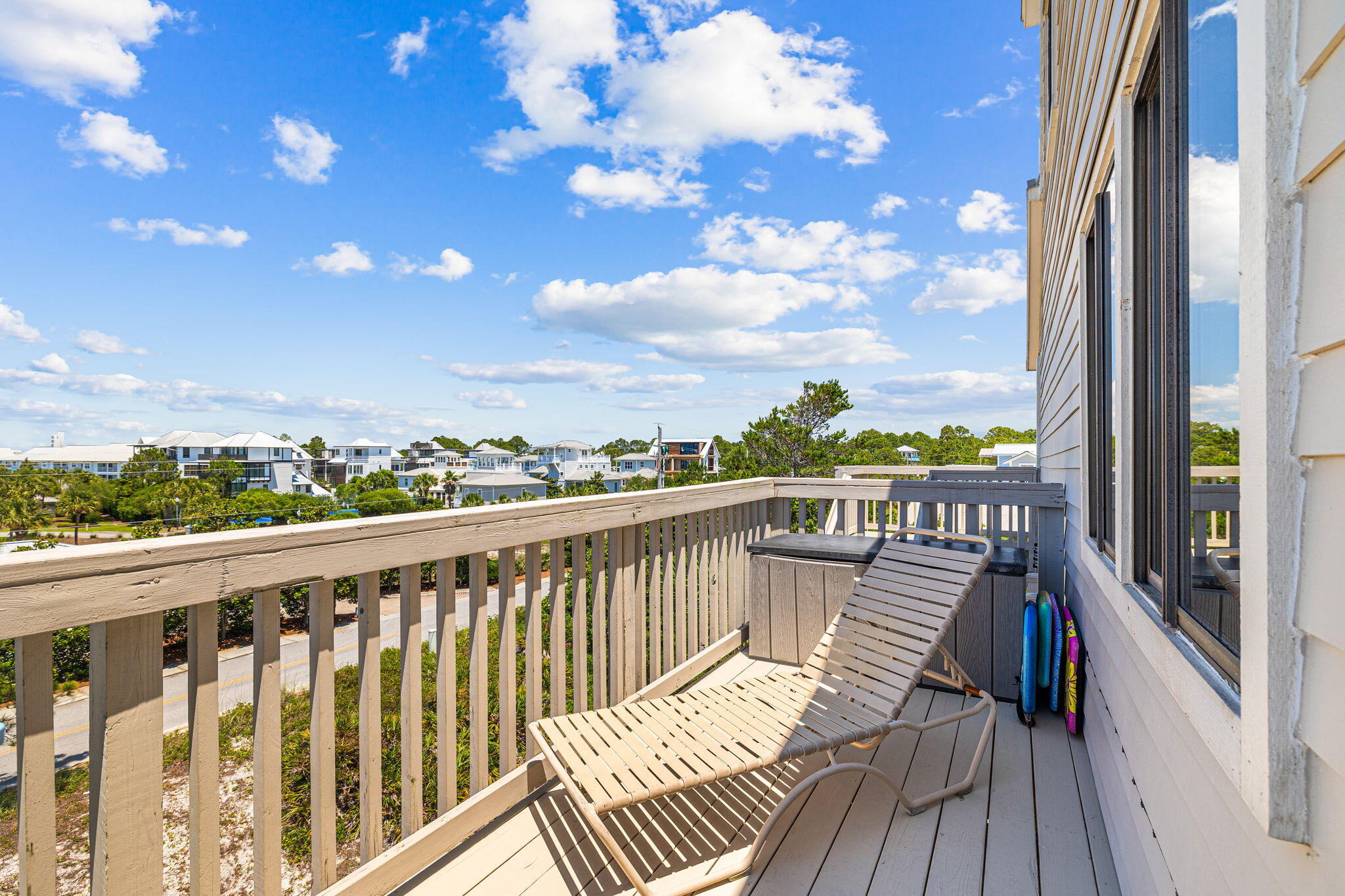 BEACHFRONT 2 PH 1 - Residential