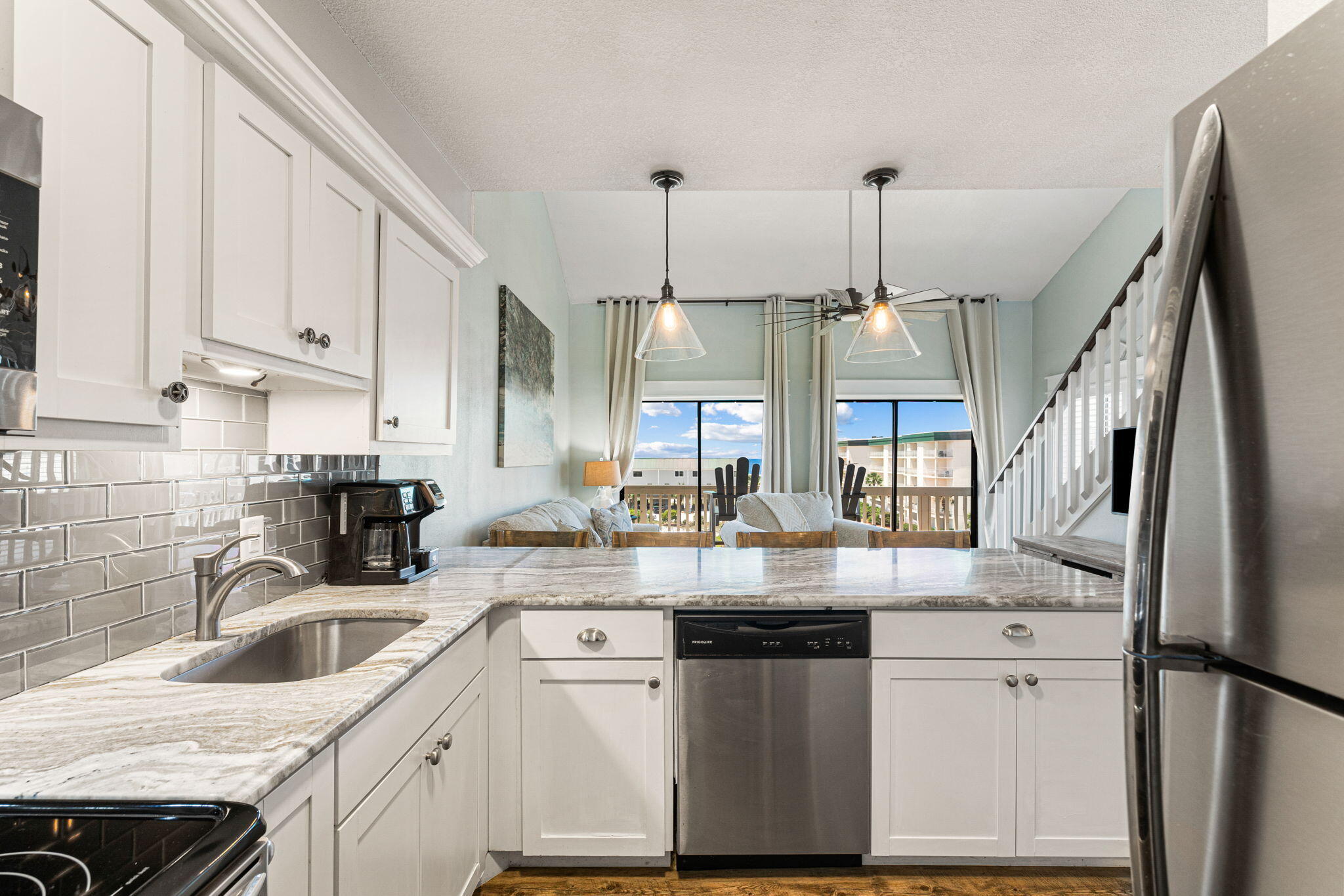 BEACHFRONT 2 PH 1 - Residential