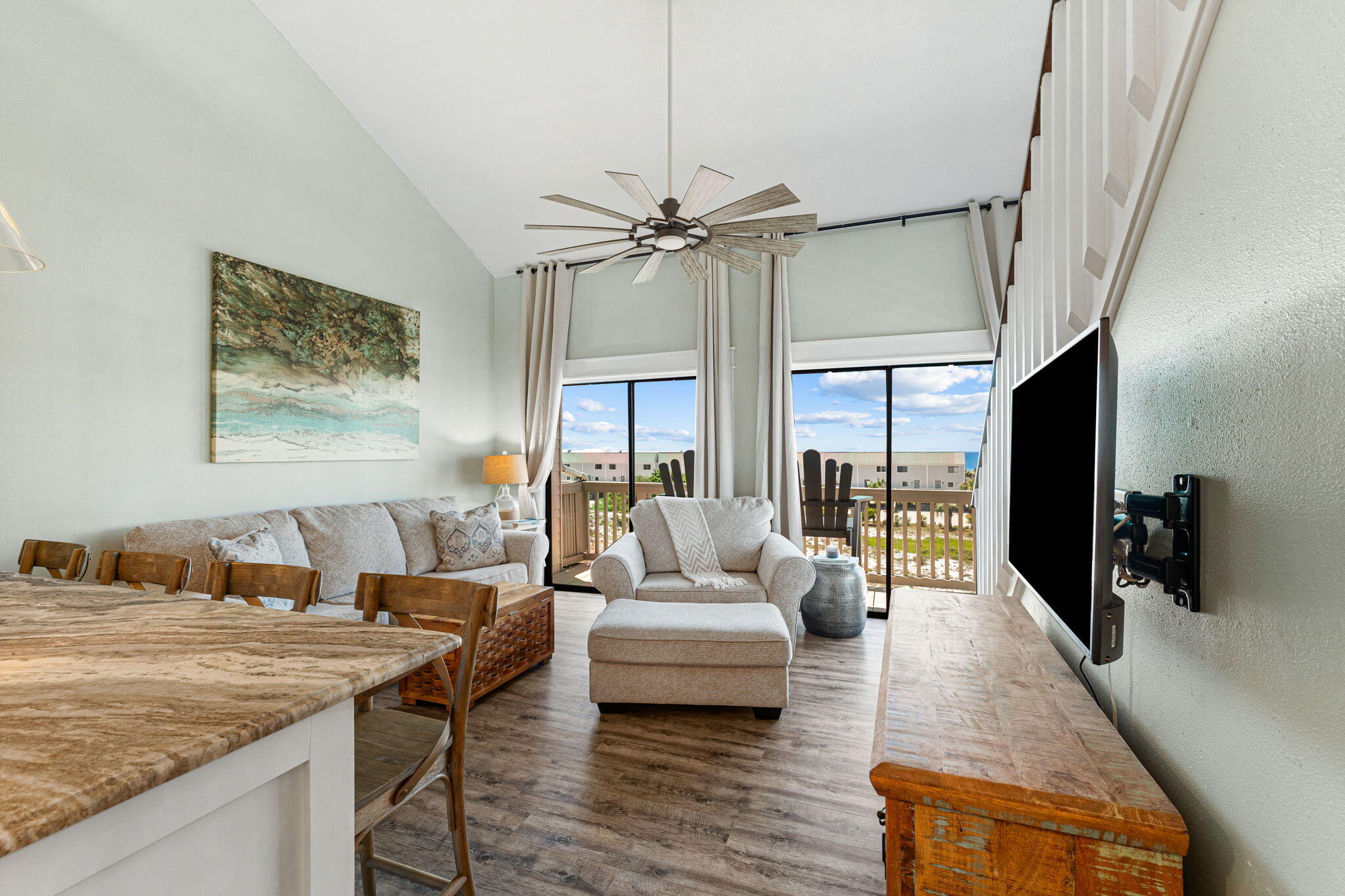 BEACHFRONT 2 PH 1 - Residential