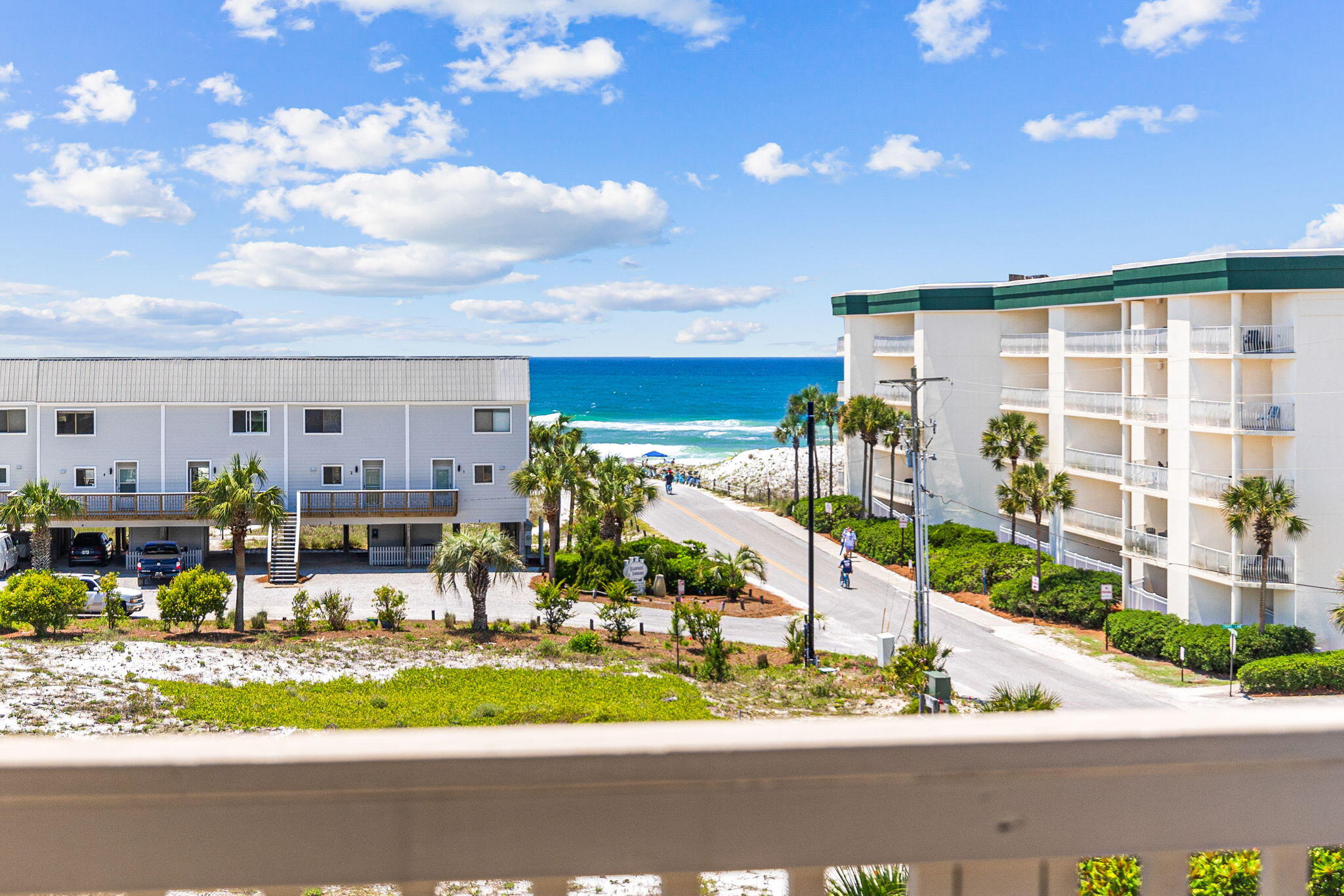 BEACHFRONT 2 PH 1 - Residential