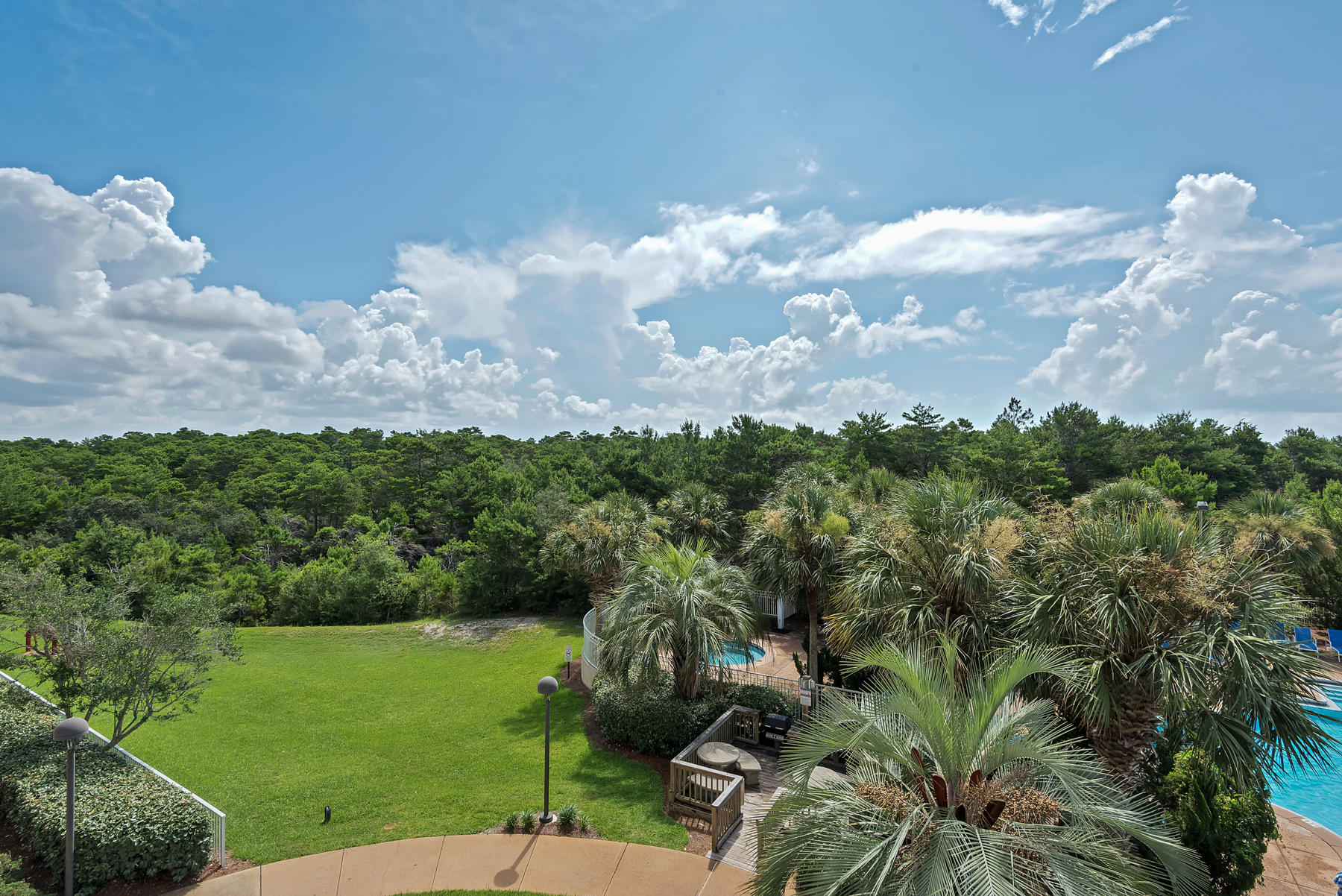 SUMMIT AT TOPS'L (THE) - Residential