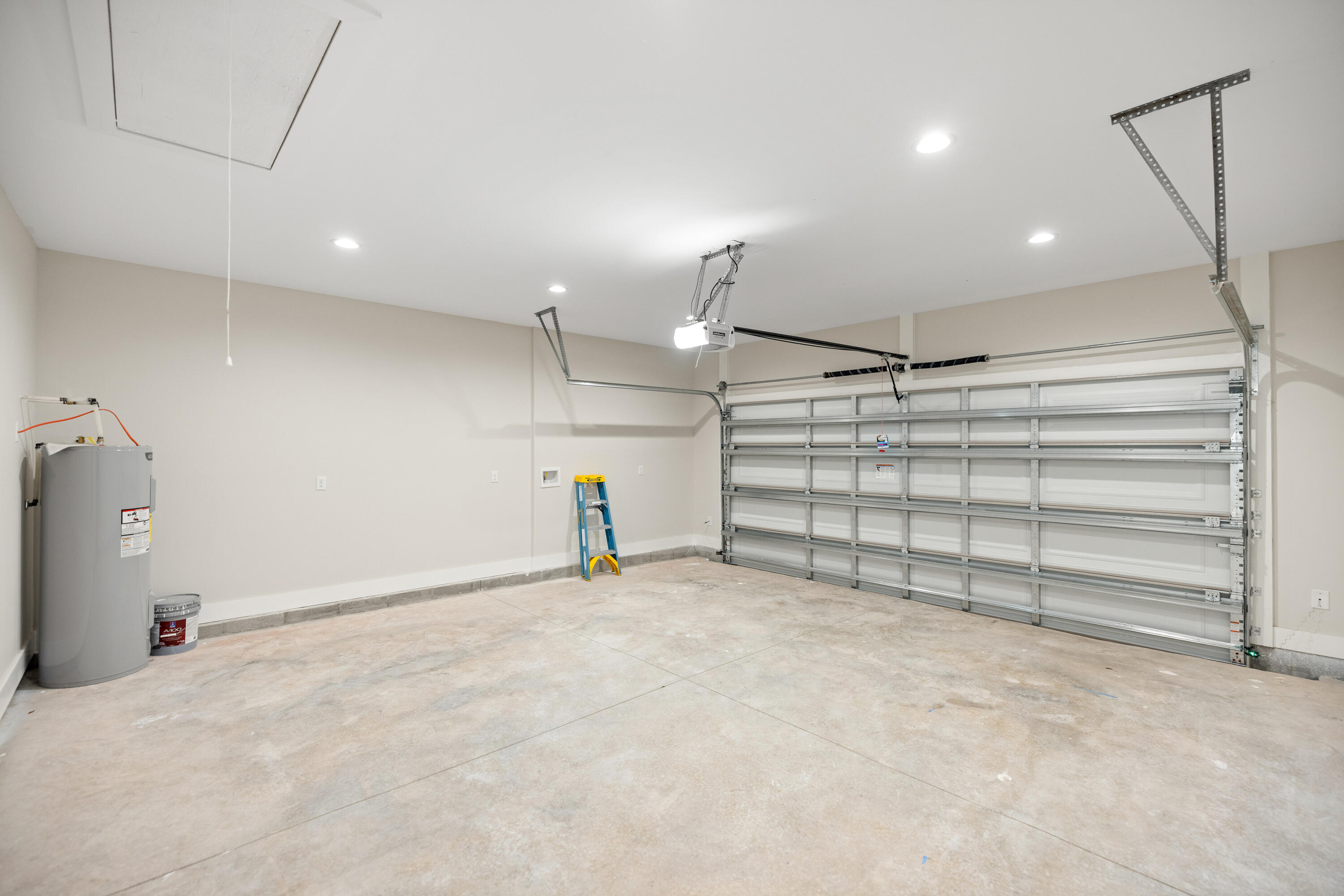 Cherokee S/D - Residential Lease