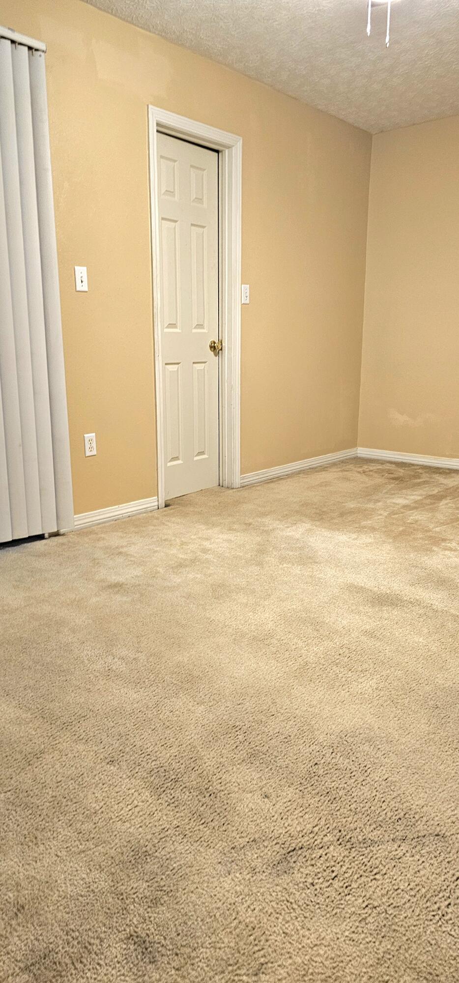 WINTERHAVEN S/D LOT 12 BLK A - Residential