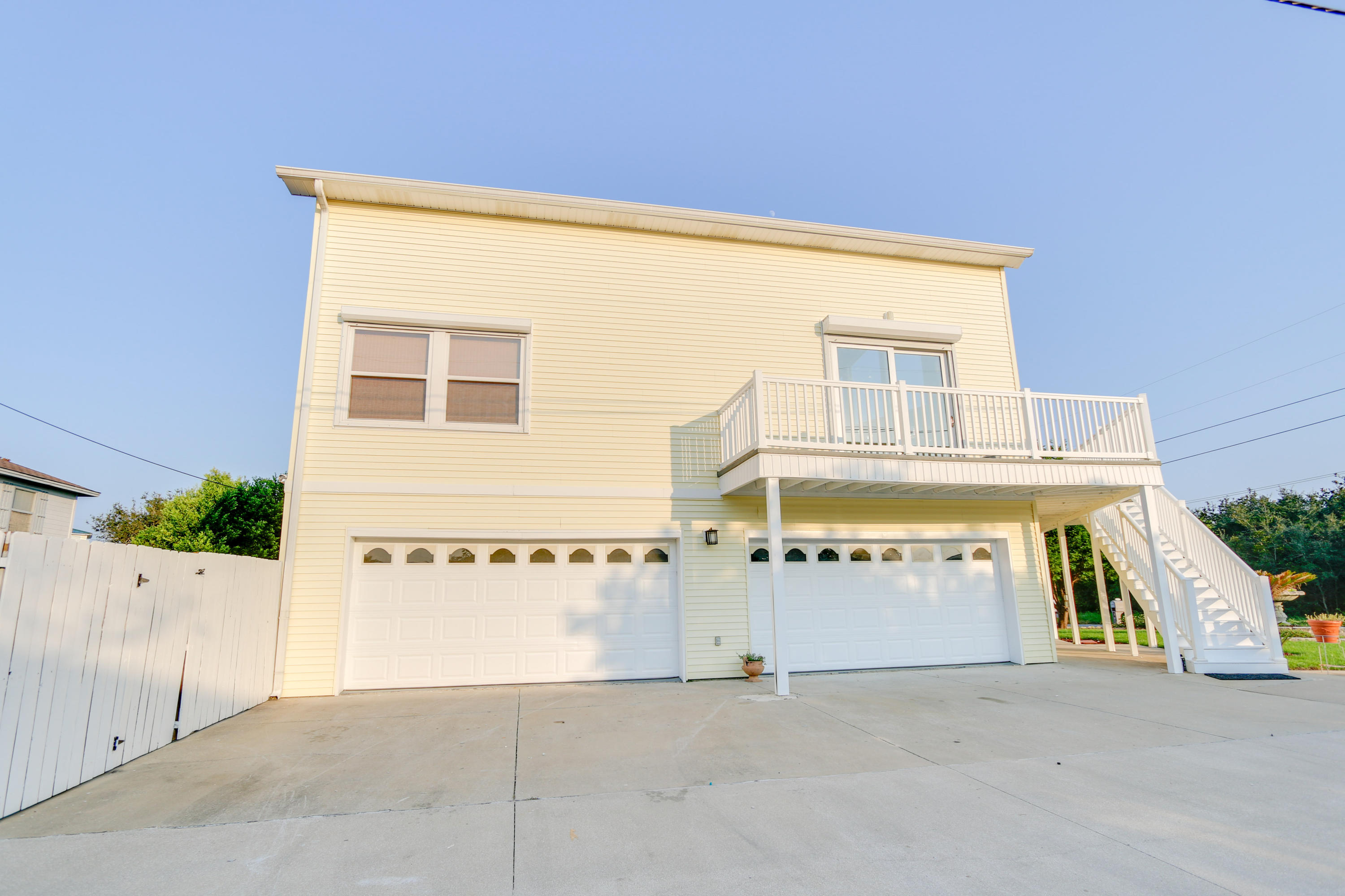 BID-A-WEE BEACH 1ST ADDN - Residential