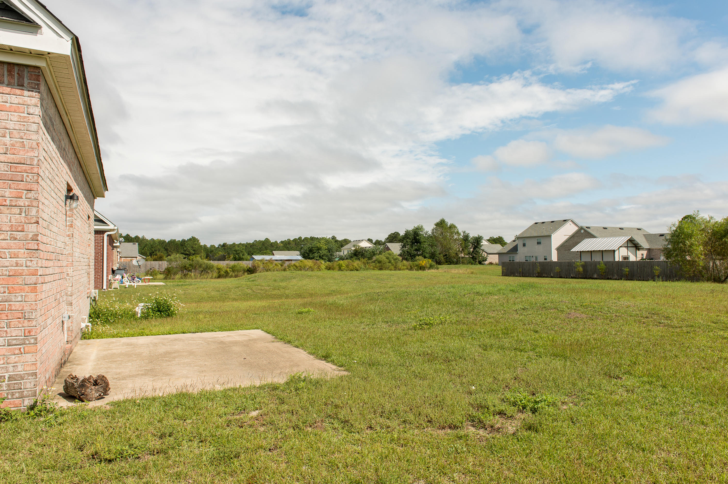 BRANDON OAKS 2ND ADD - Residential