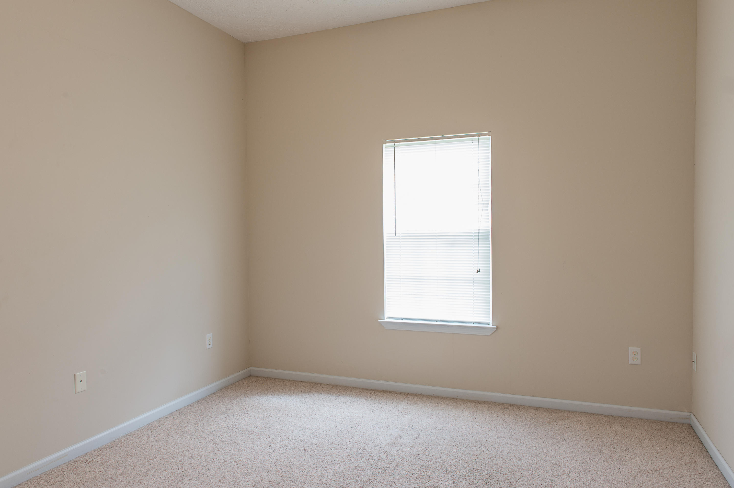 BRANDON OAKS 2ND ADD - Residential