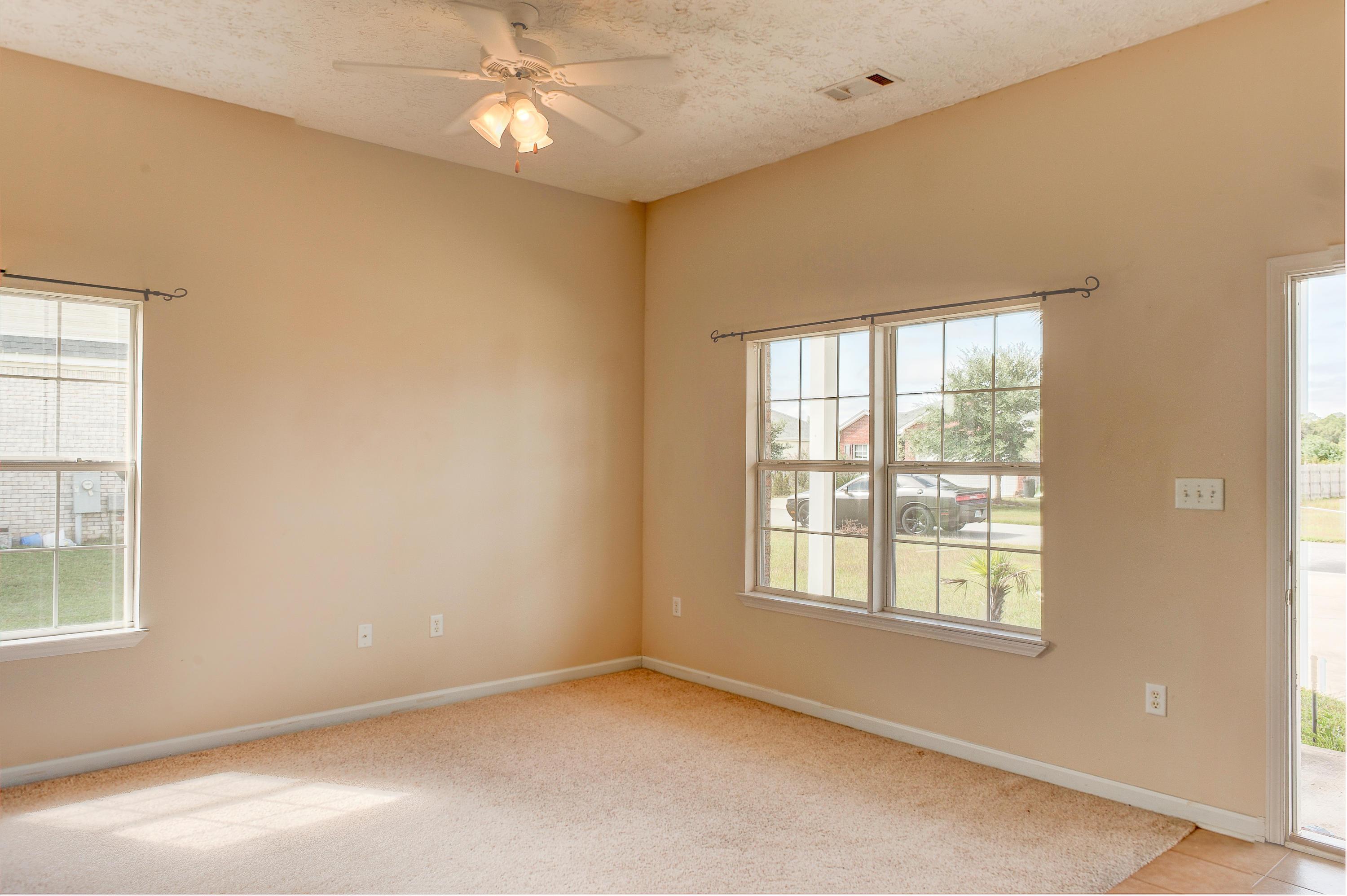 BRANDON OAKS 2ND ADD - Residential