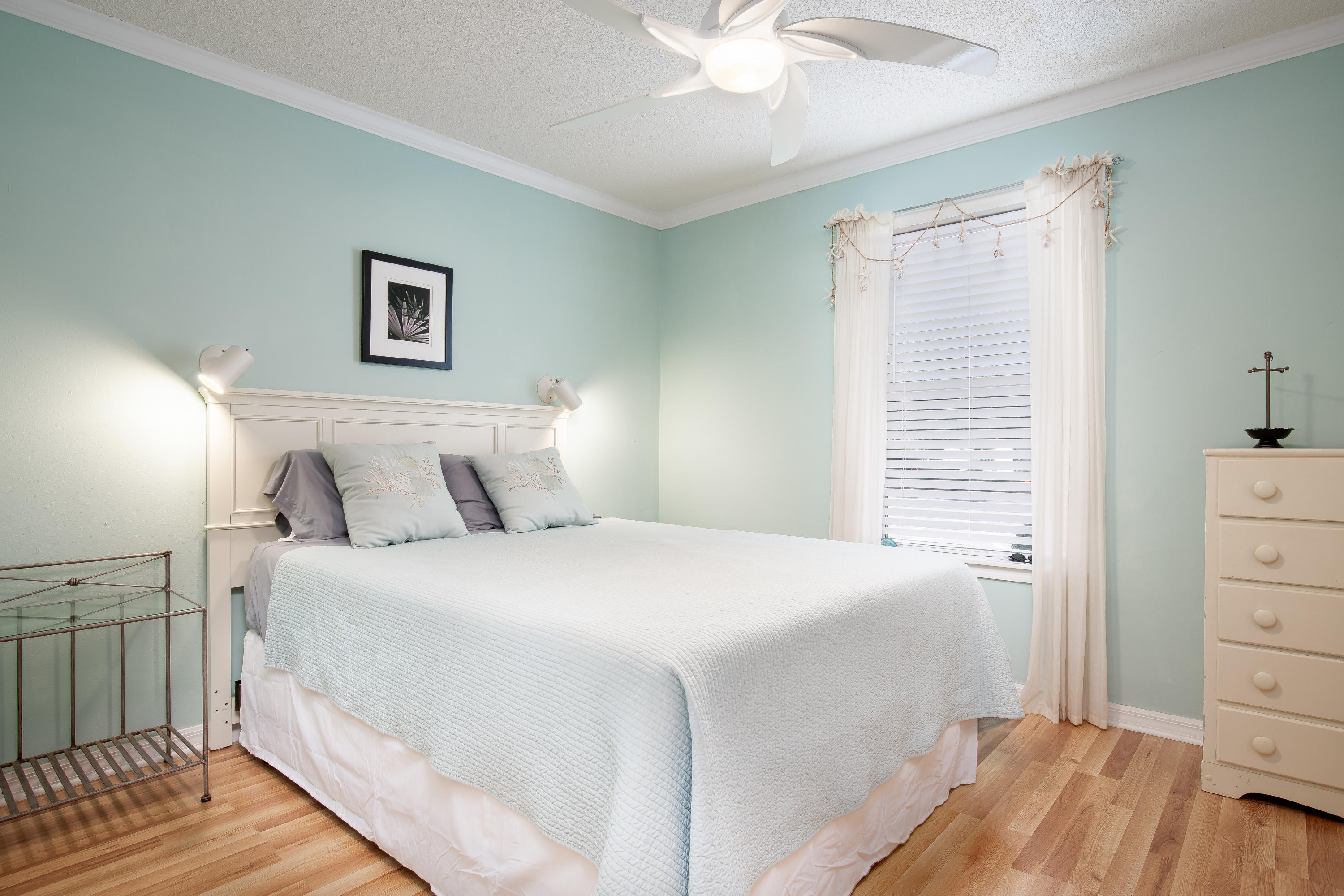 BEACHWOOD VILLAS CONDO - Residential