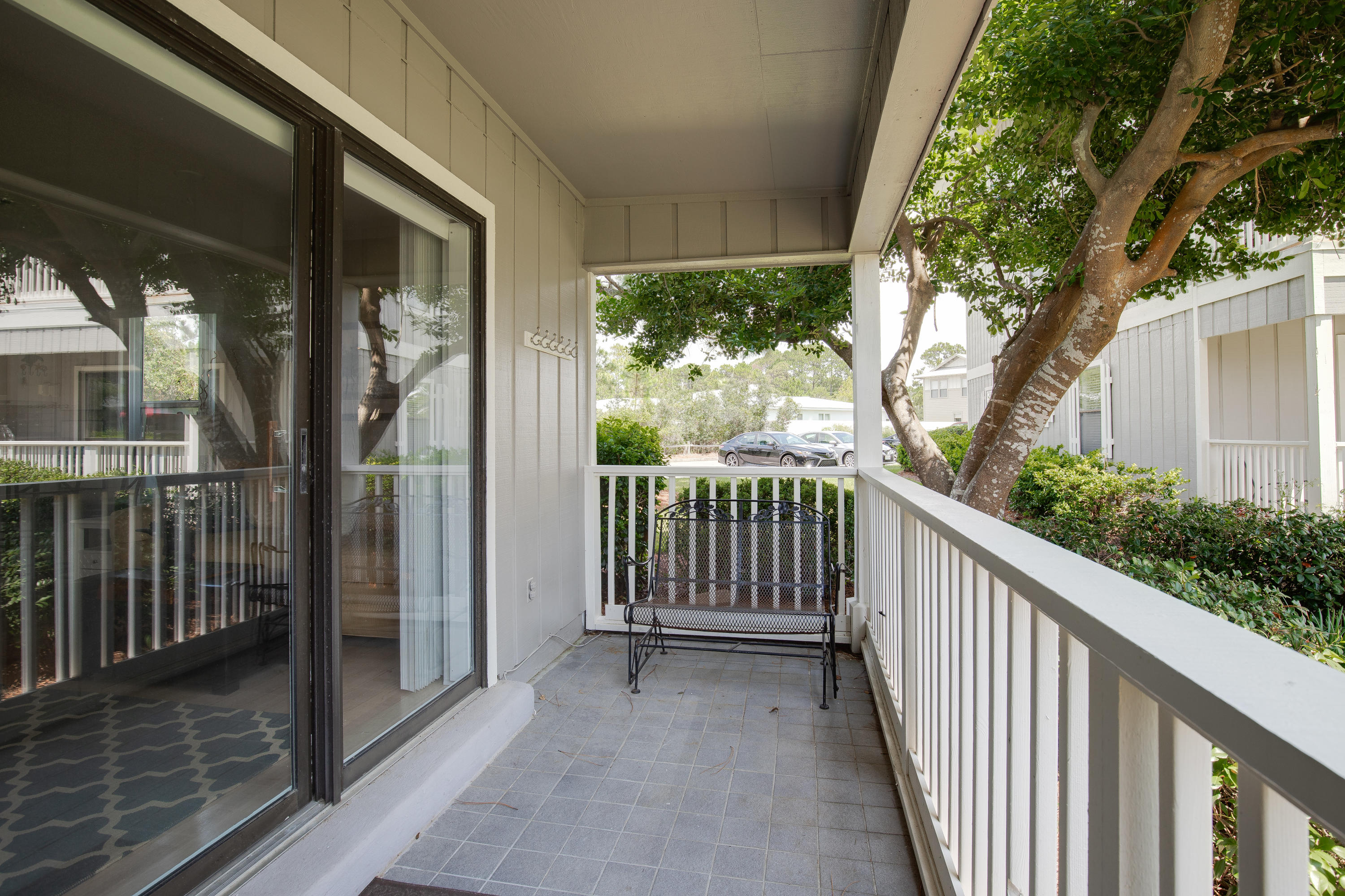 BEACHWOOD VILLAS CONDO - Residential