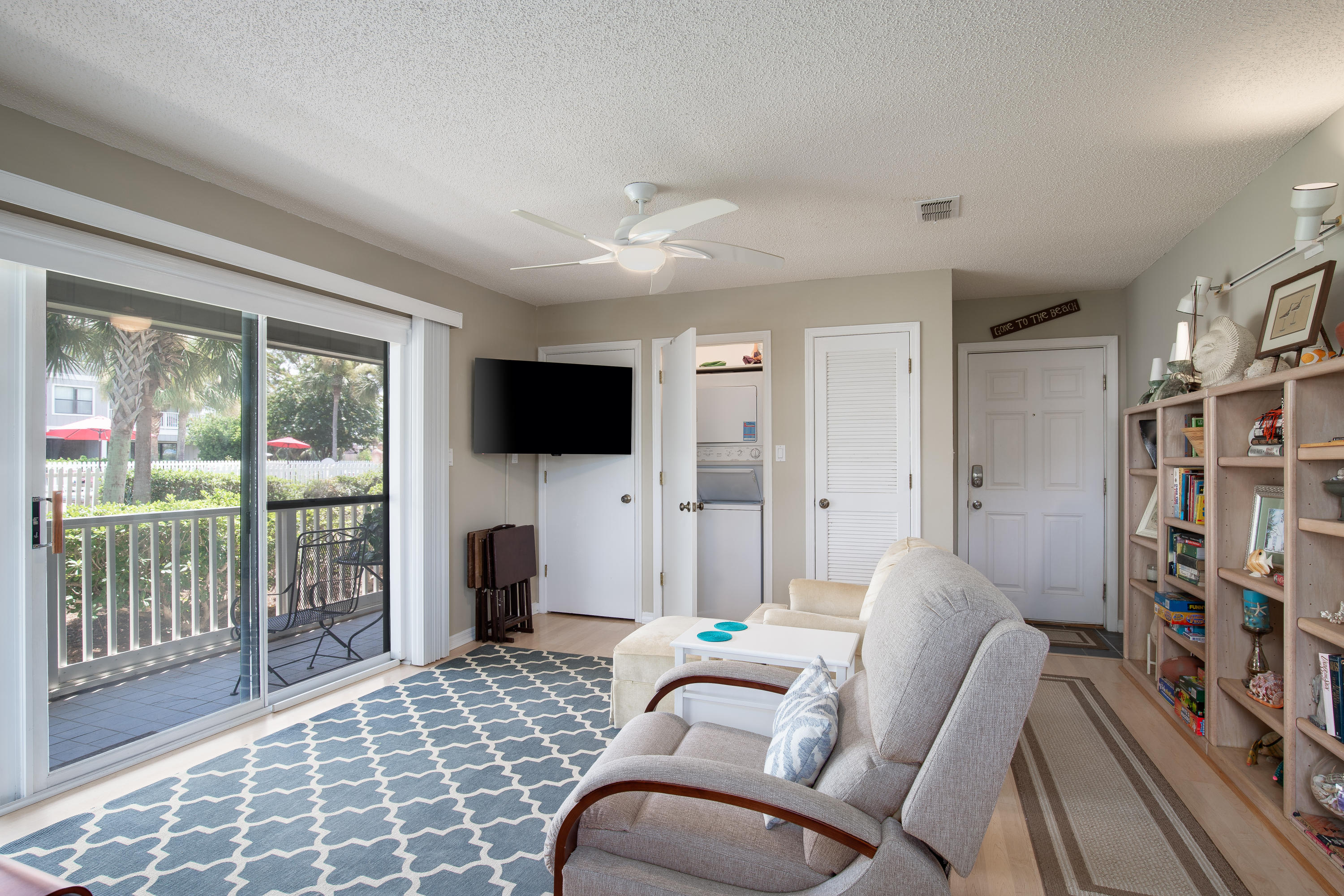 BEACHWOOD VILLAS CONDO - Residential