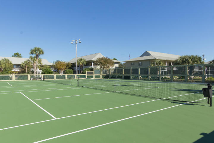 BEACHWOOD VILLAS CONDO - Residential