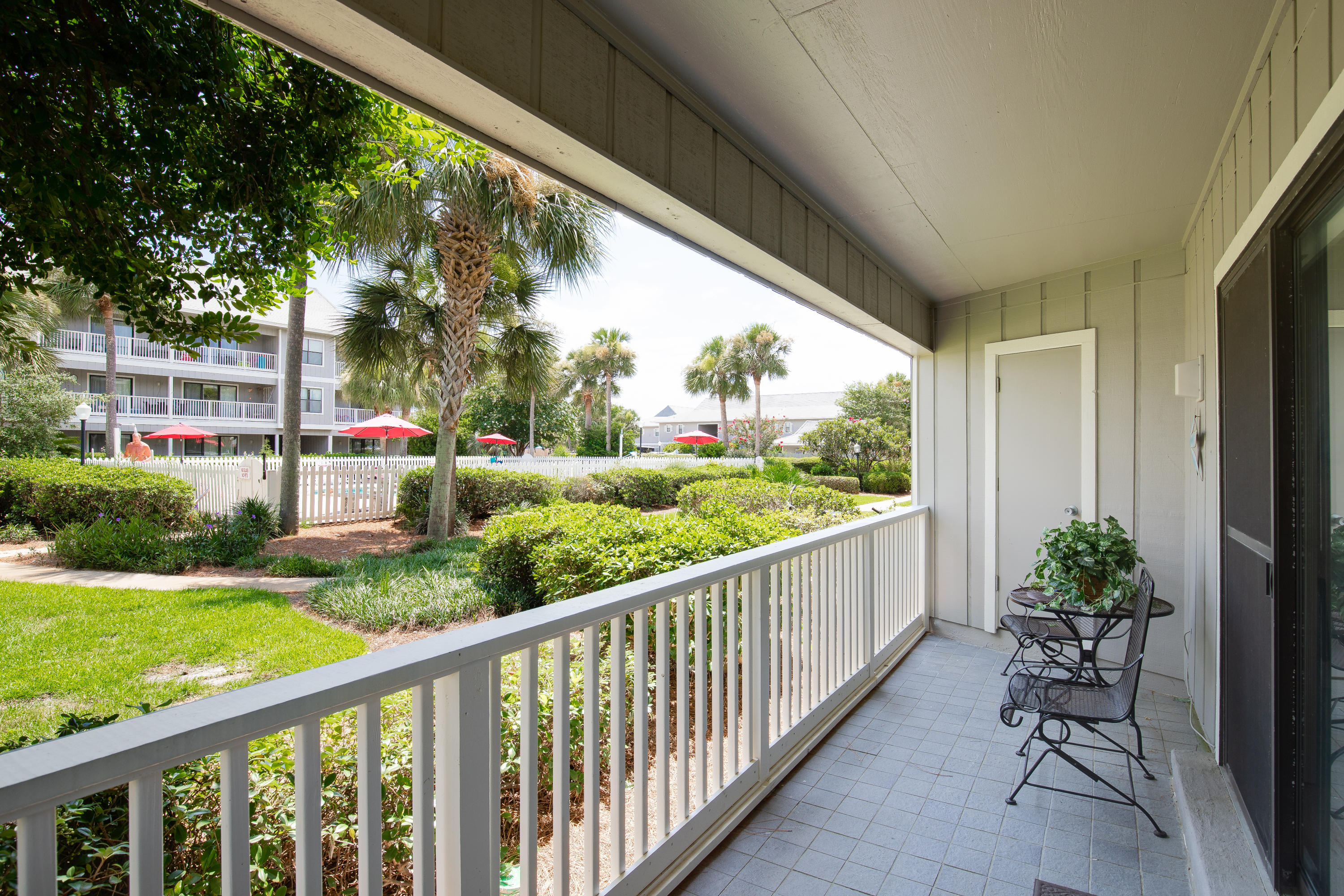 BEACHWOOD VILLAS CONDO - Residential