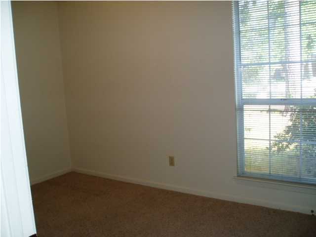 UNRECORDED SUBDIVISION - Residential Lease