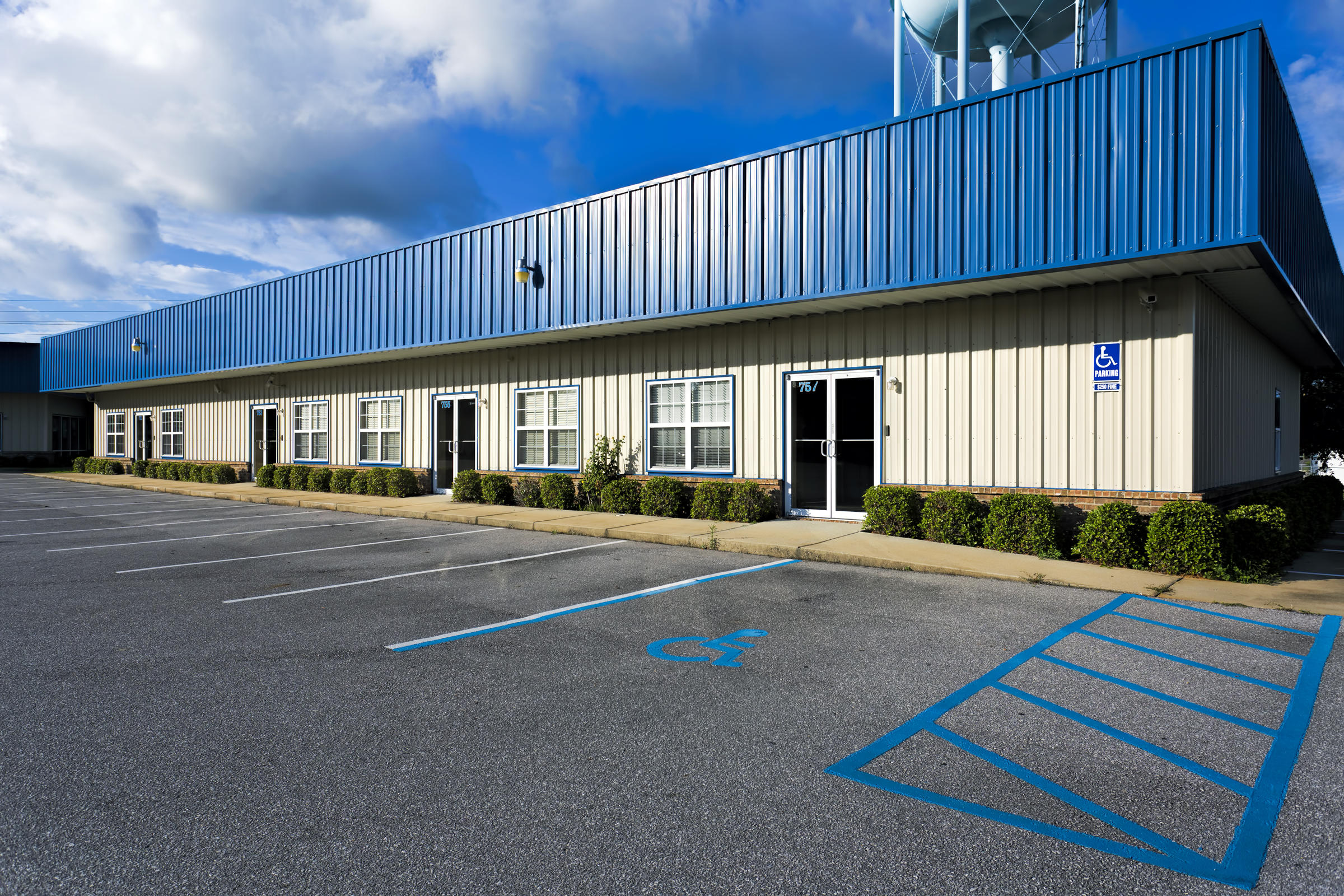 Fantastic combination of the office and warehouse space located at the business plaza right off PJ Adams Parkway in Crestview. The unit consists of 1180 sqft of office and 1020 sqft of warehouse. There is one roll up door and one bathroom. The business complex has a great access from all major roads and the plenty of parking.
