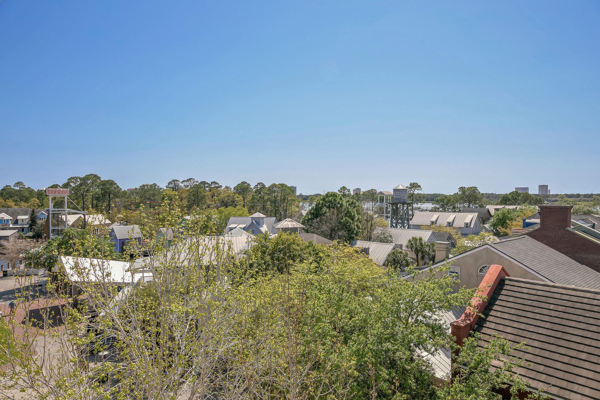 OBSERVATION POINT - Residential