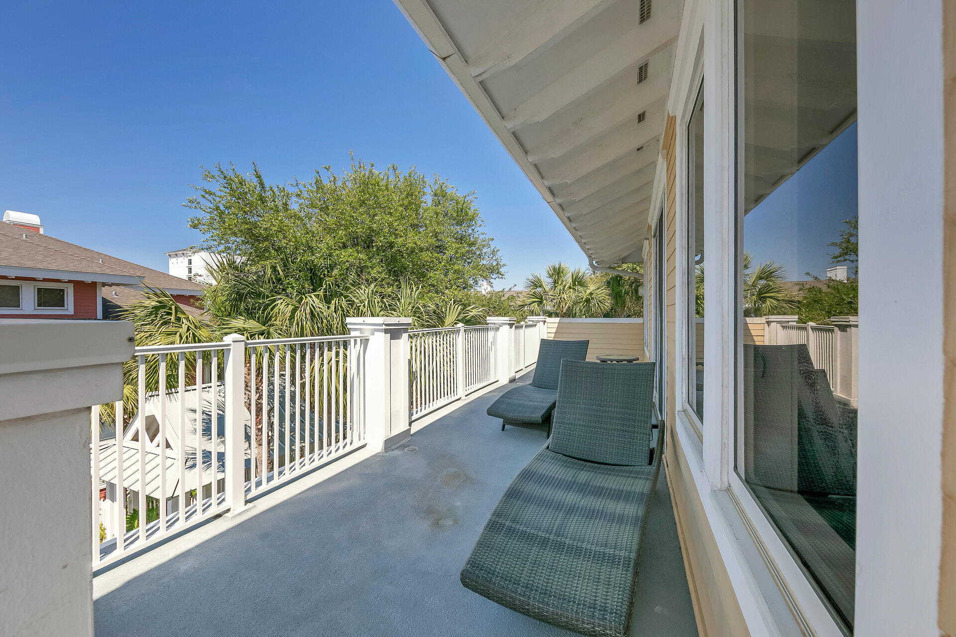 OBSERVATION POINT - Residential