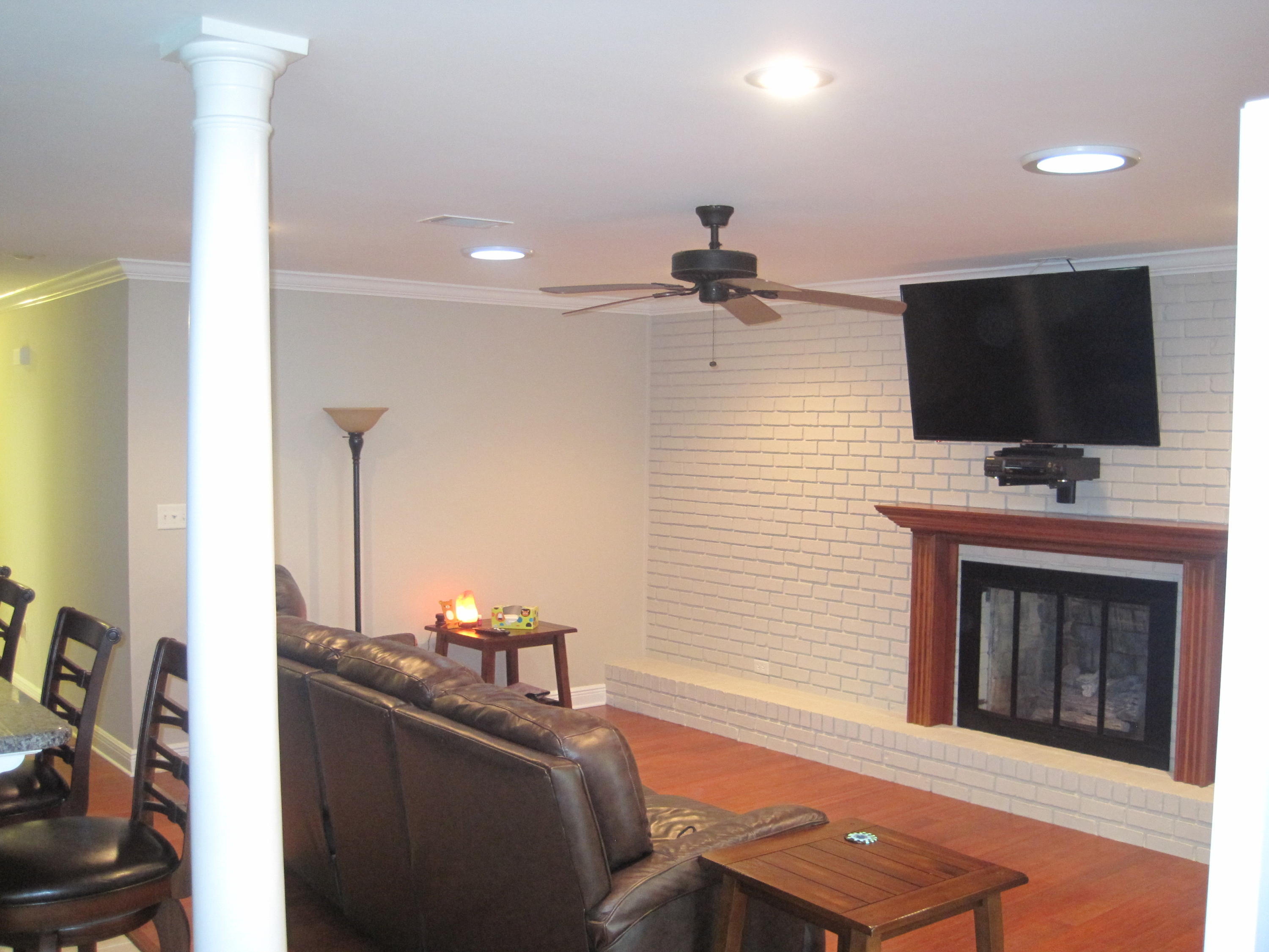 COUNTRY CLUB ESTATES - Residential