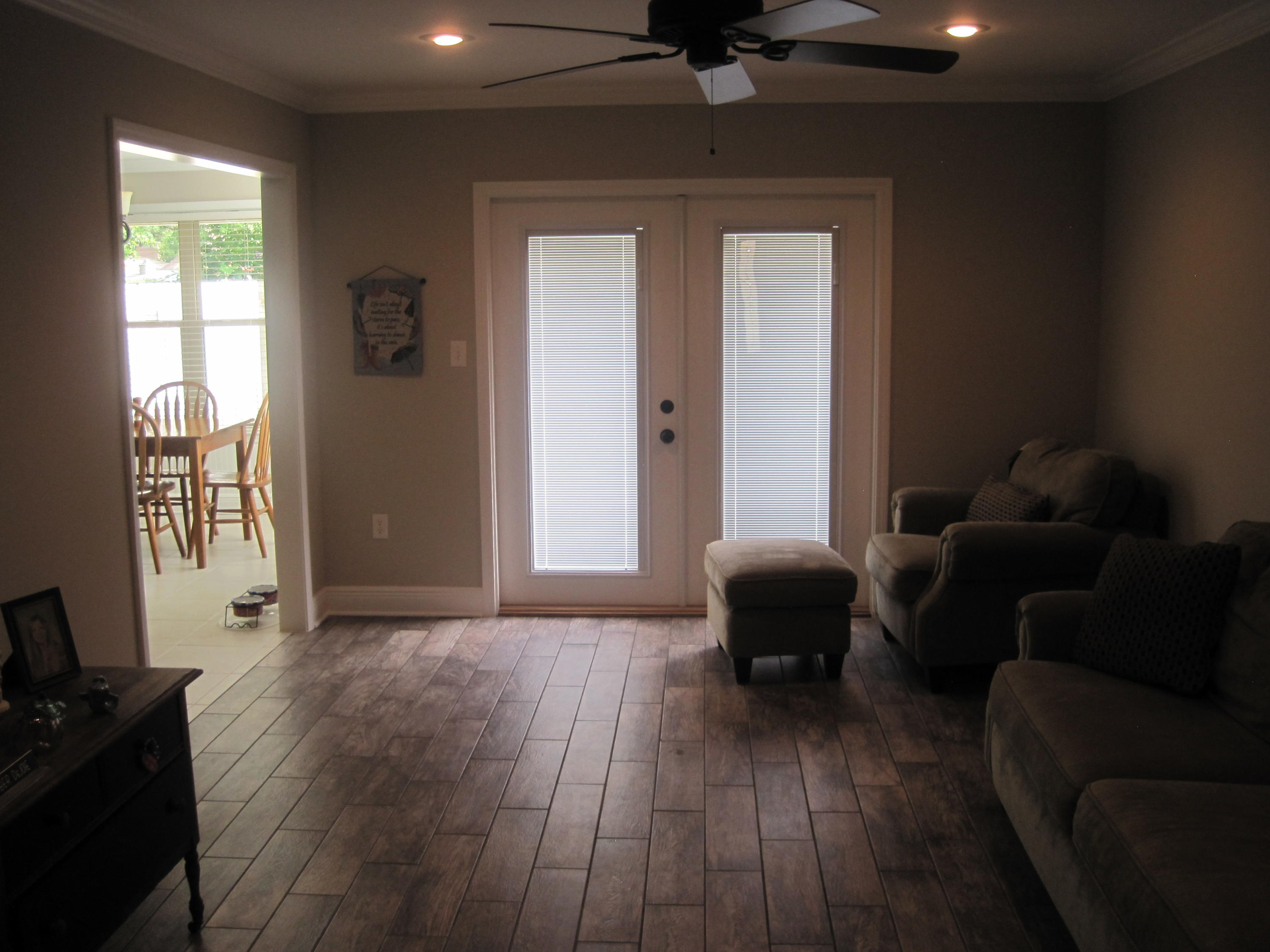 COUNTRY CLUB ESTATES - Residential