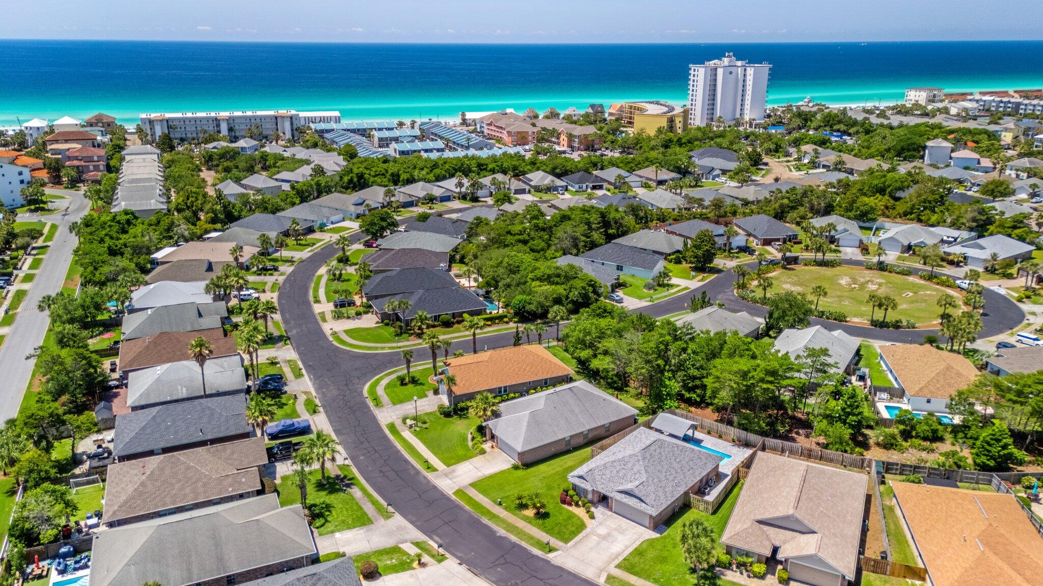 PARADISE RETREAT - Residential