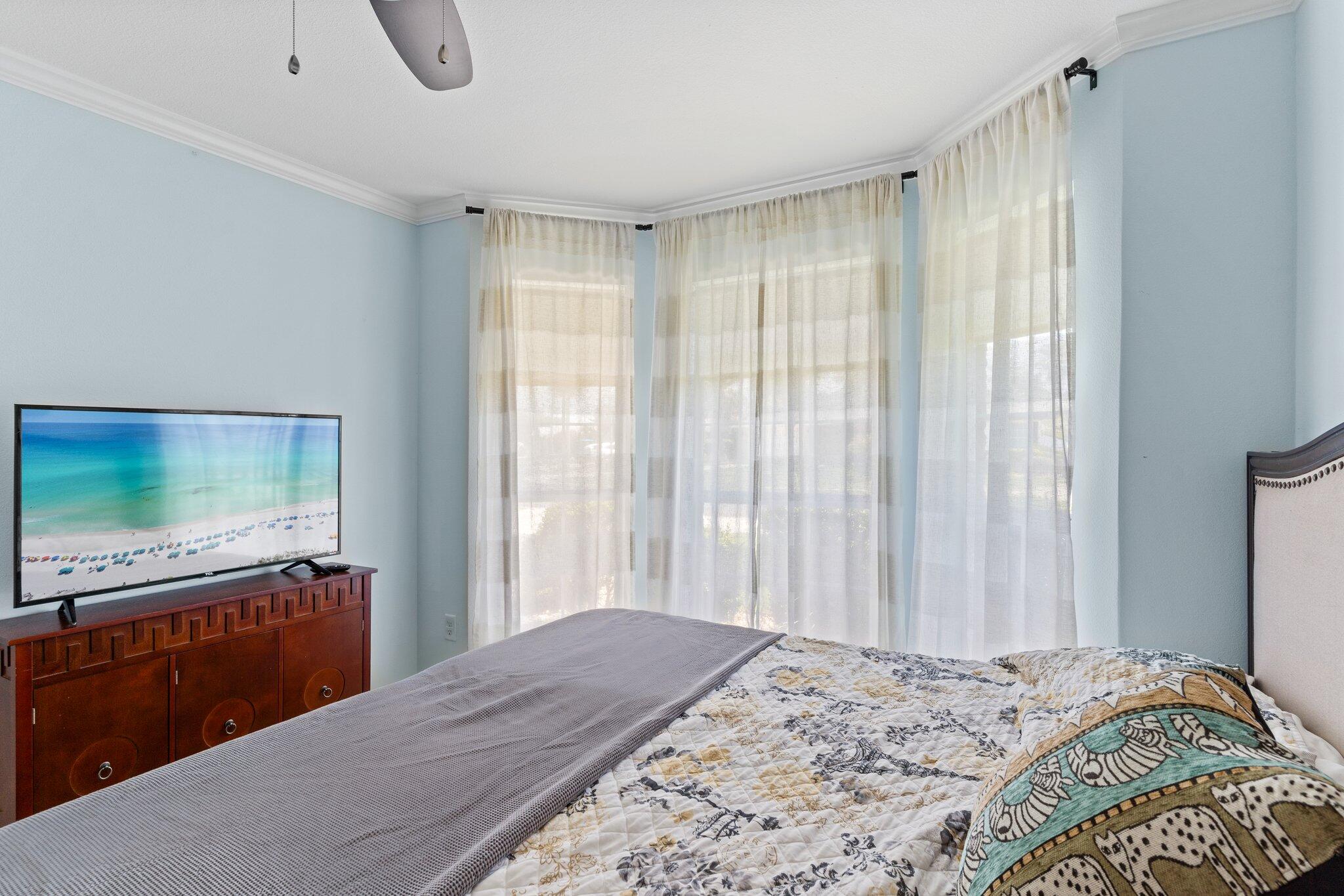 PARADISE RETREAT - Residential