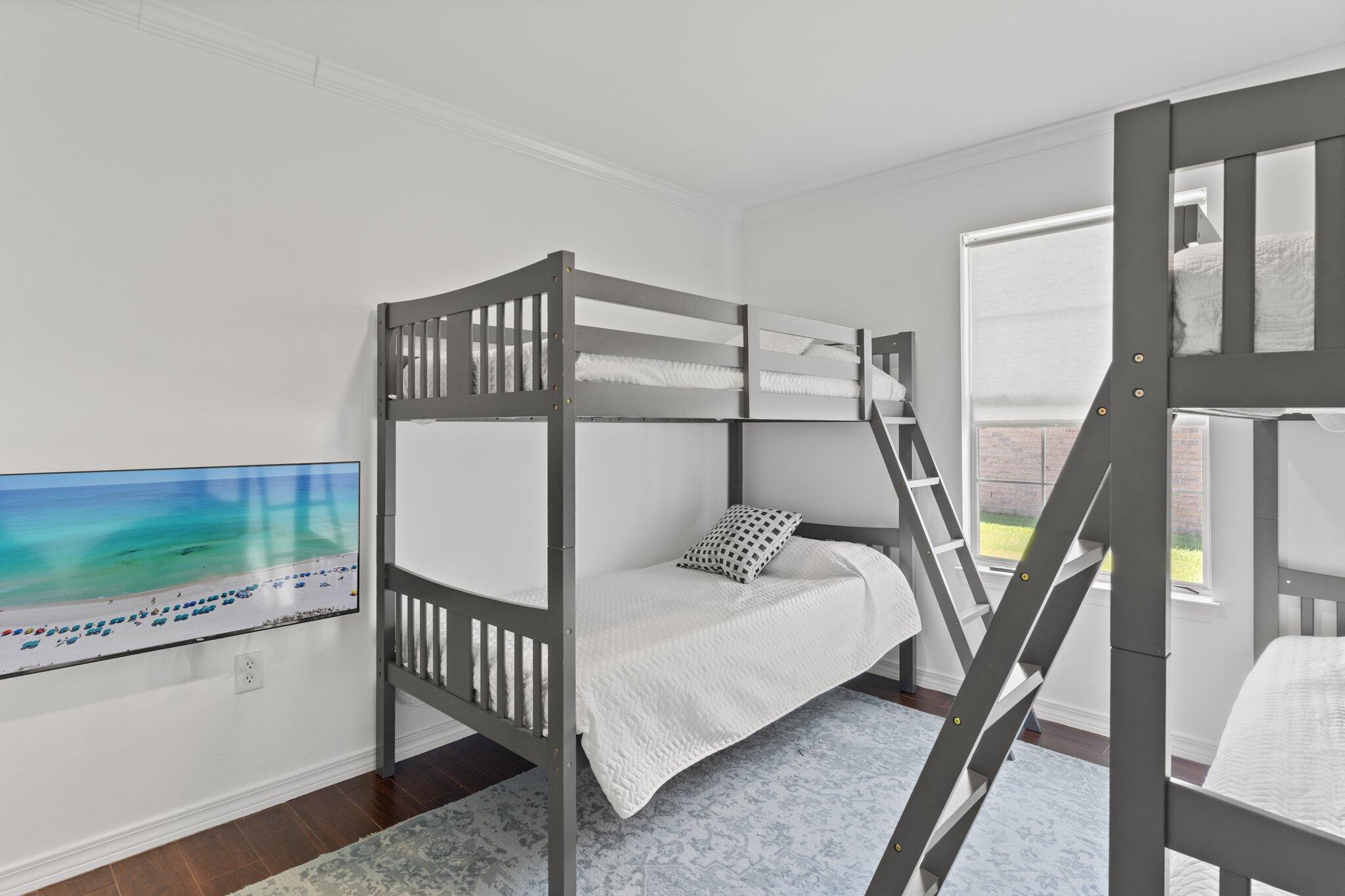 PARADISE RETREAT - Residential