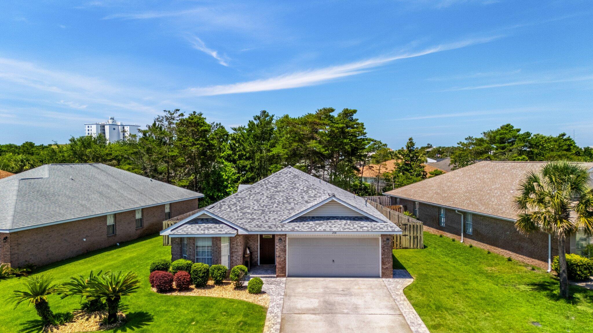 PARADISE RETREAT - Residential