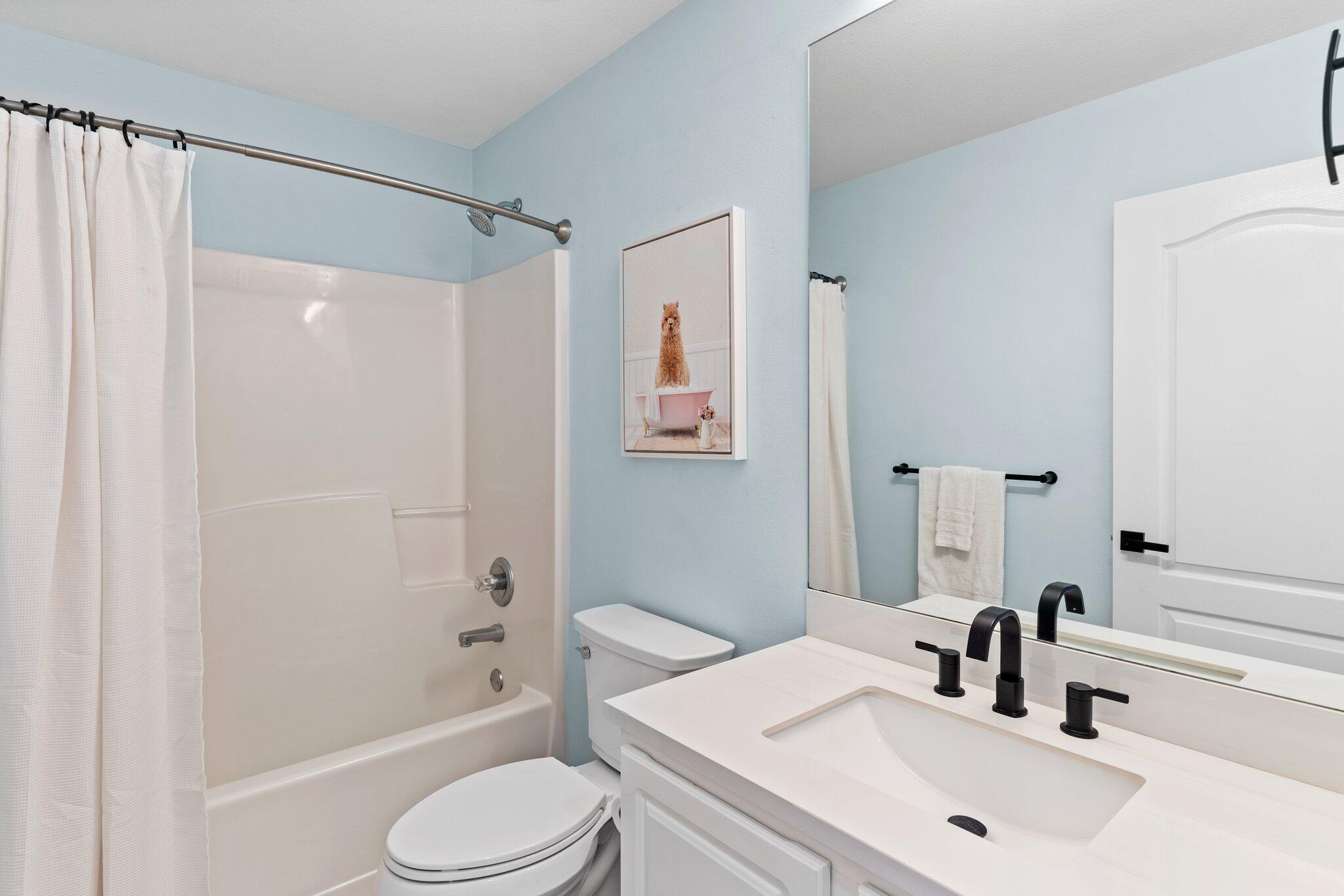 PARADISE RETREAT - Residential