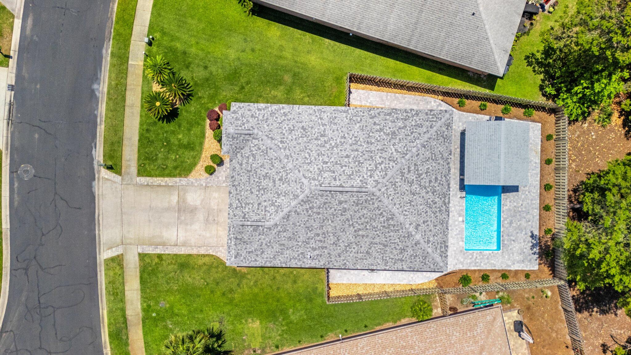 PARADISE RETREAT - Residential