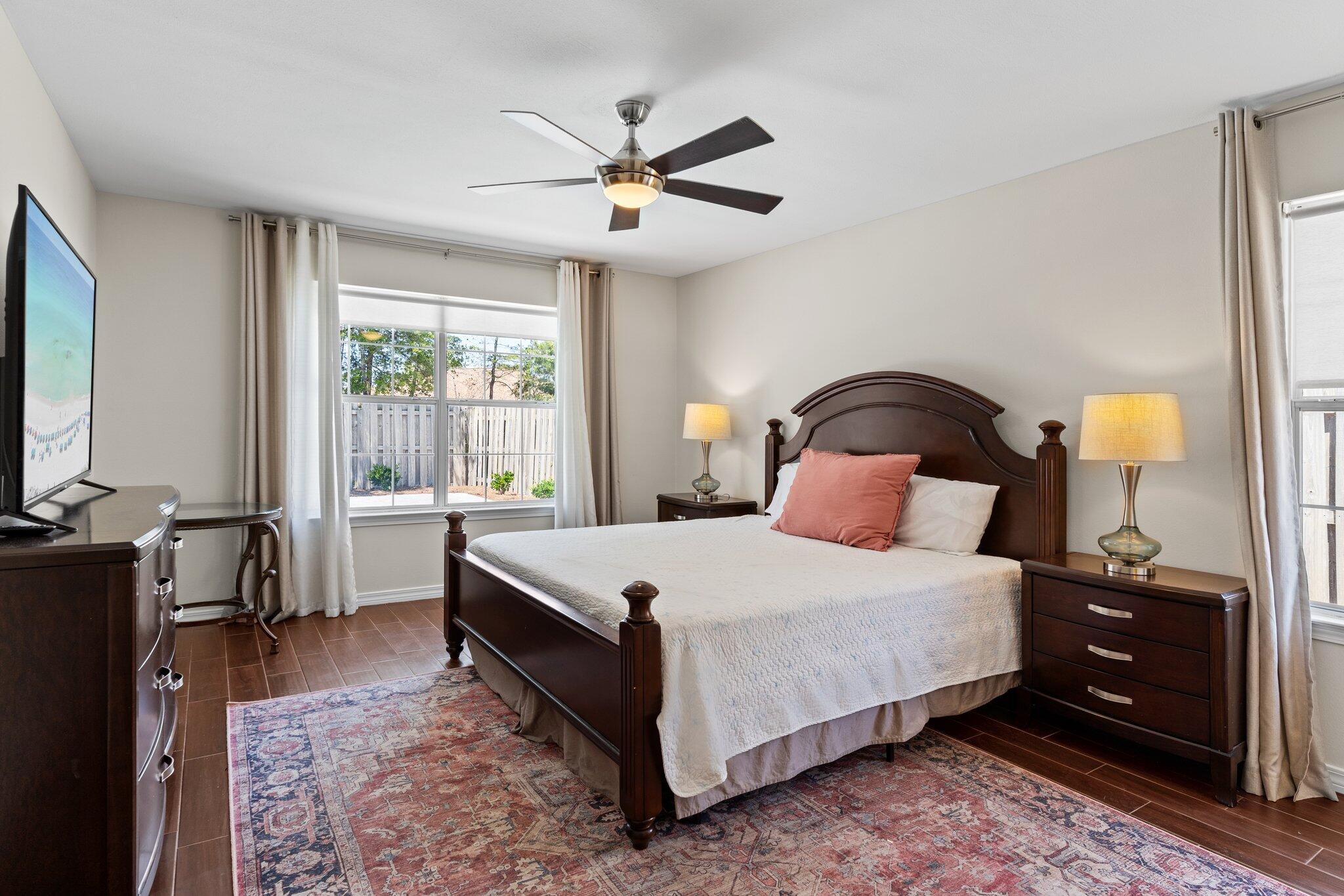 PARADISE RETREAT - Residential