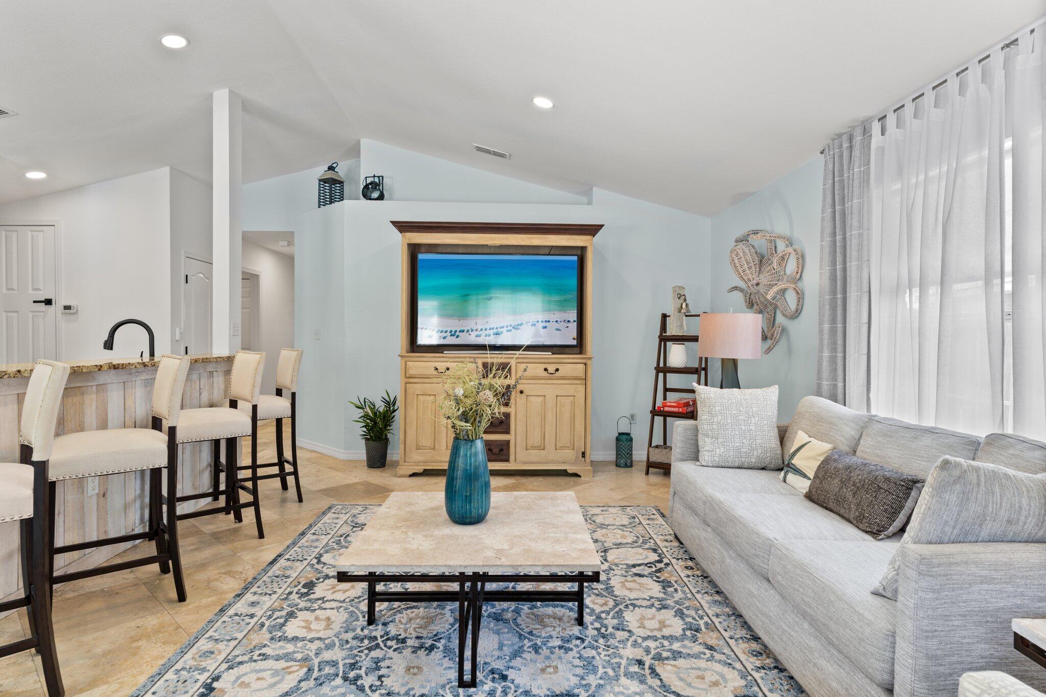 PARADISE RETREAT - Residential