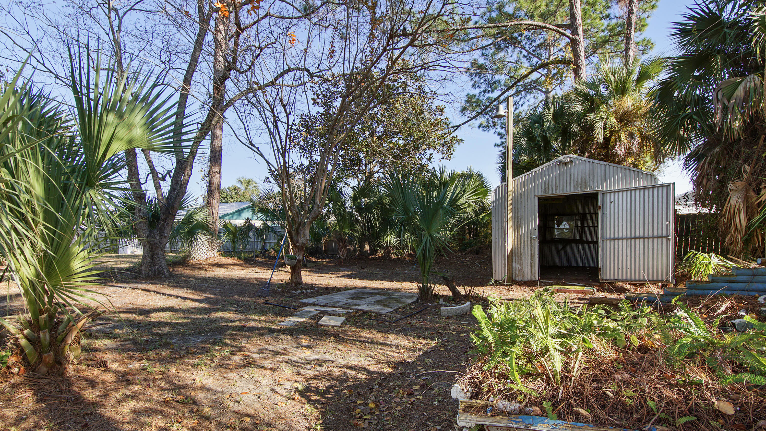 HOLIDAY BEACH UNIT 15 - Residential