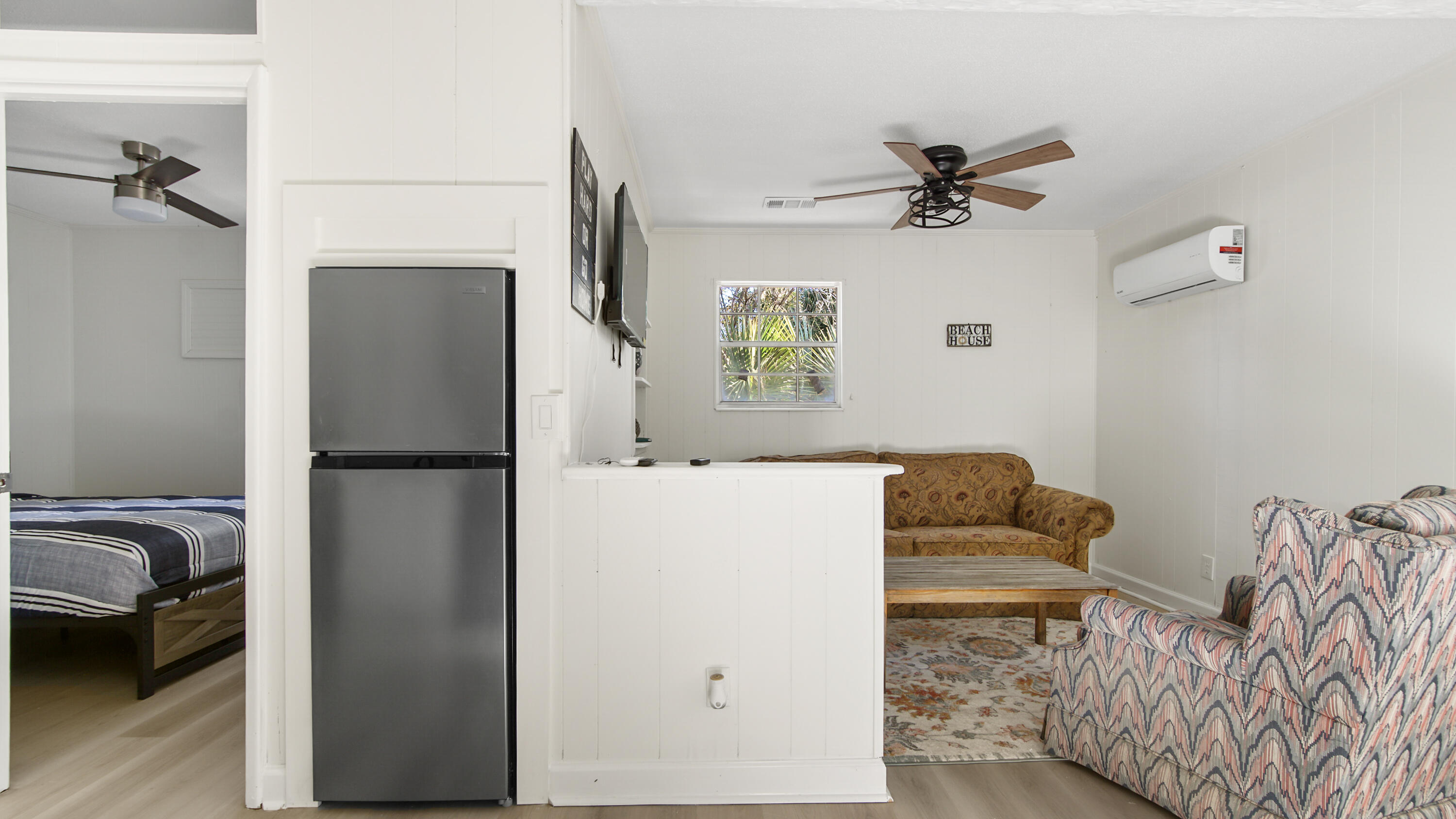 HOLIDAY BEACH UNIT 15 - Residential