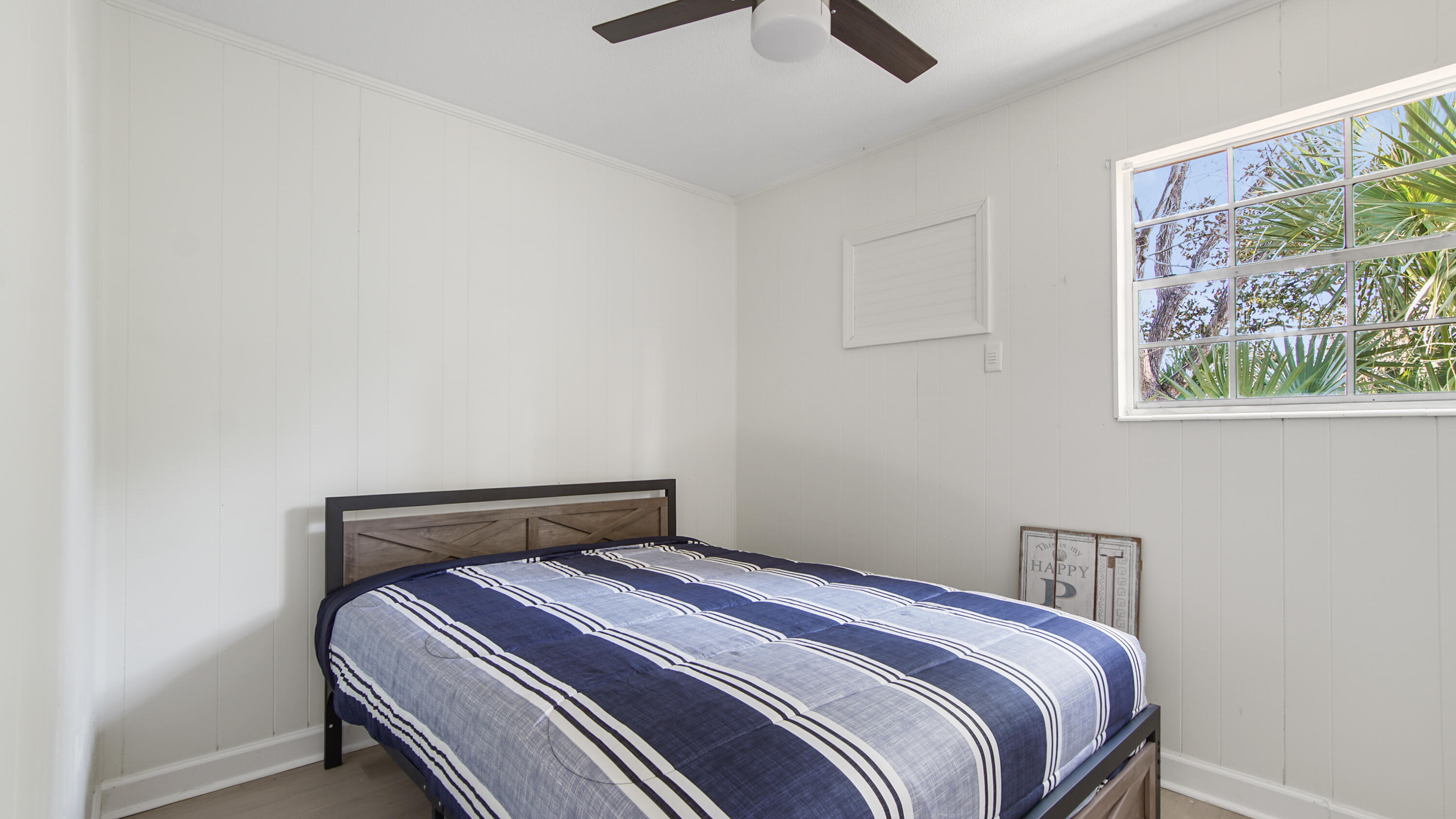 HOLIDAY BEACH UNIT 15 - Residential