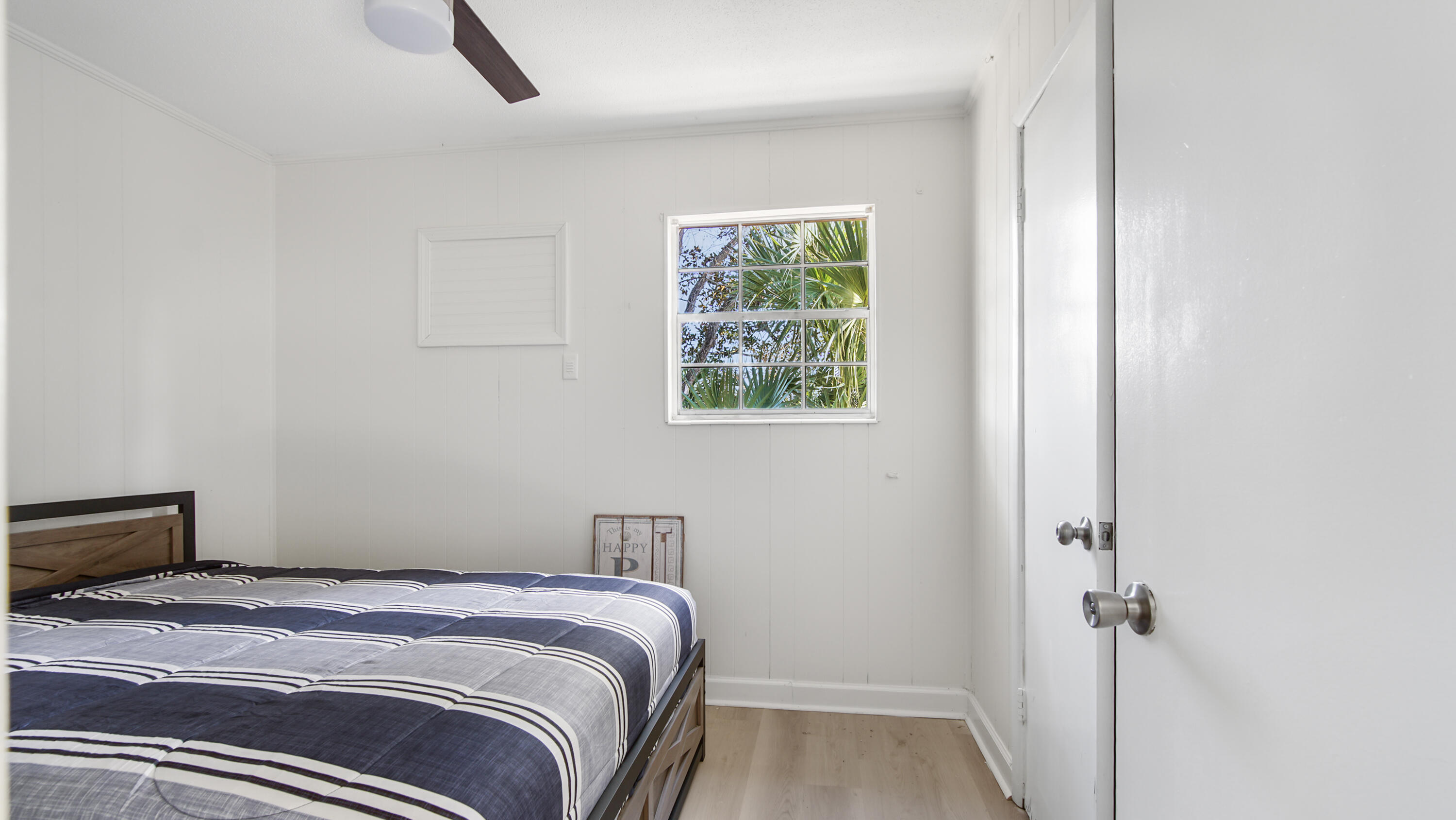 HOLIDAY BEACH UNIT 15 - Residential