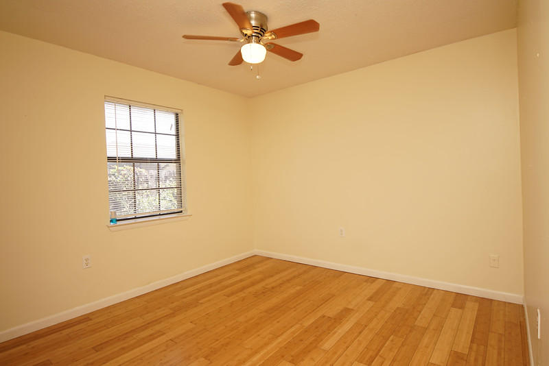 MARY ESTHER MANOR 1ST ADDN - Residential
