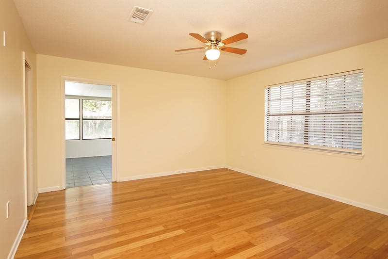 MARY ESTHER MANOR 1ST ADDN - Residential