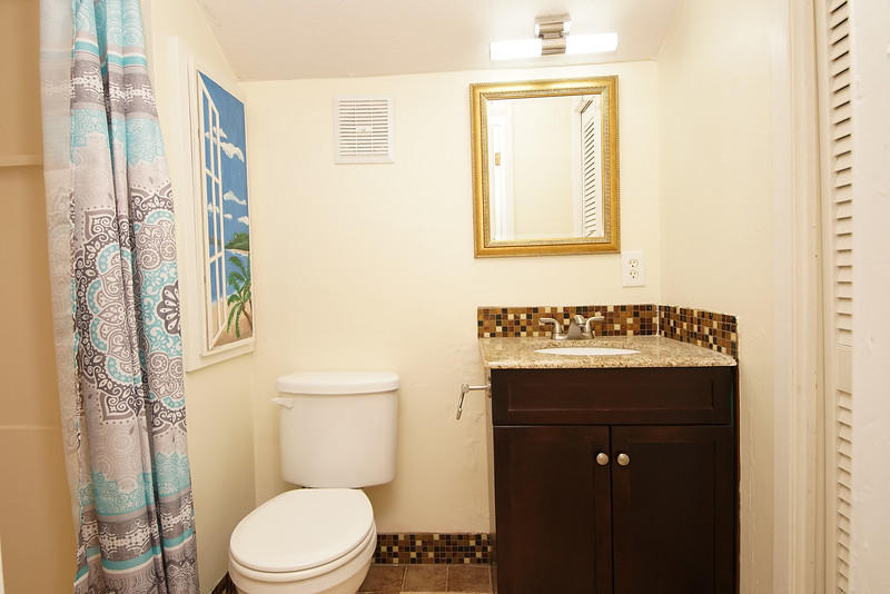 MARY ESTHER MANOR 1ST ADDN - Residential