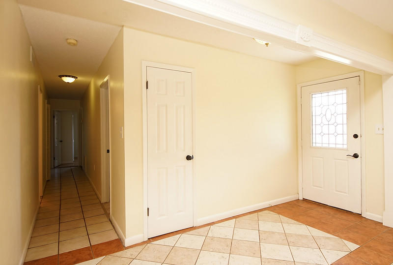 MARY ESTHER MANOR 1ST ADDN - Residential